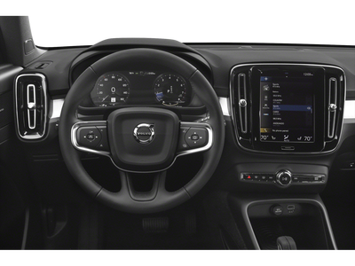 2019 Volvo XC40 Momentum