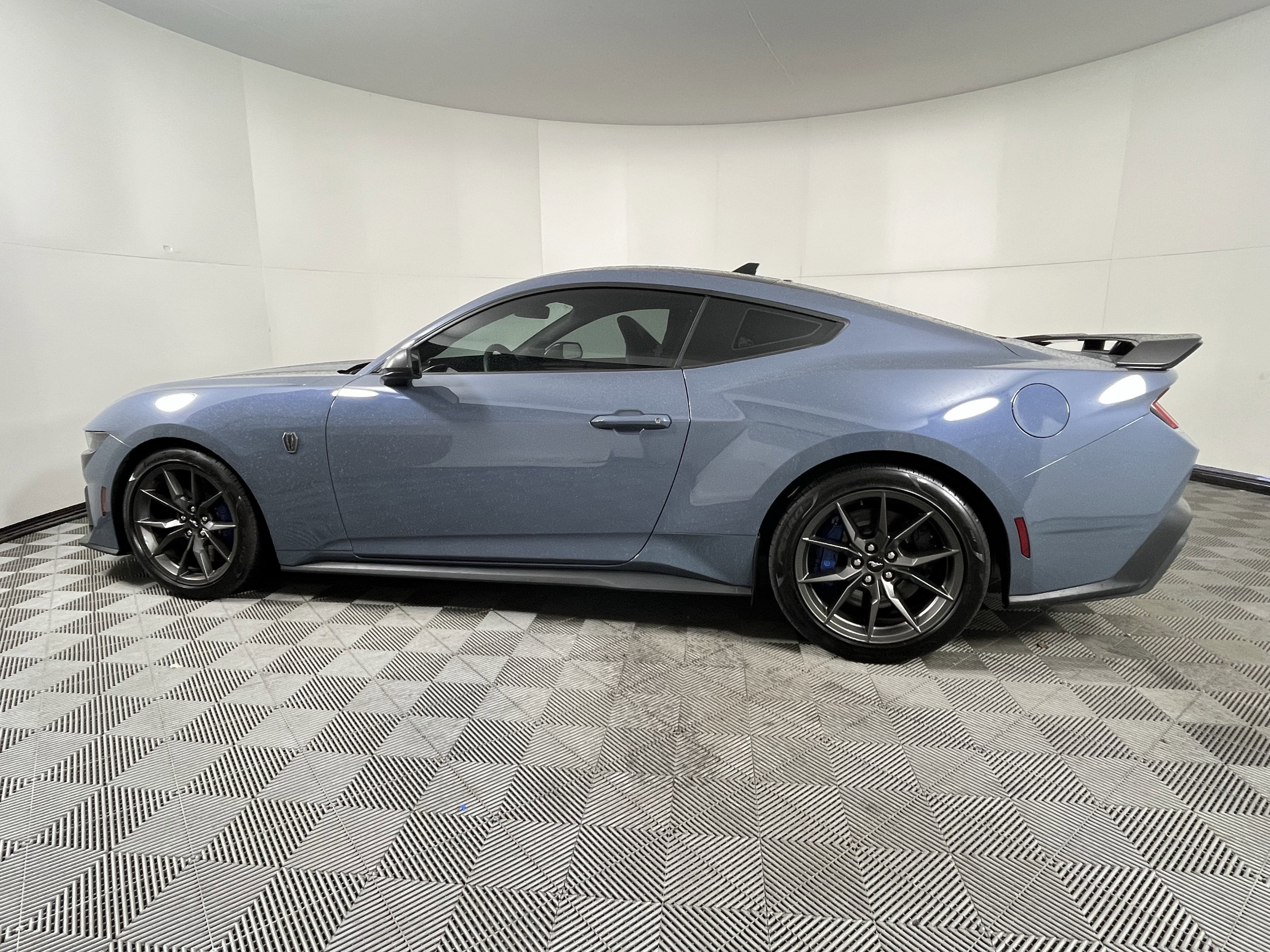 2024 Ford Mustang Dark Horse