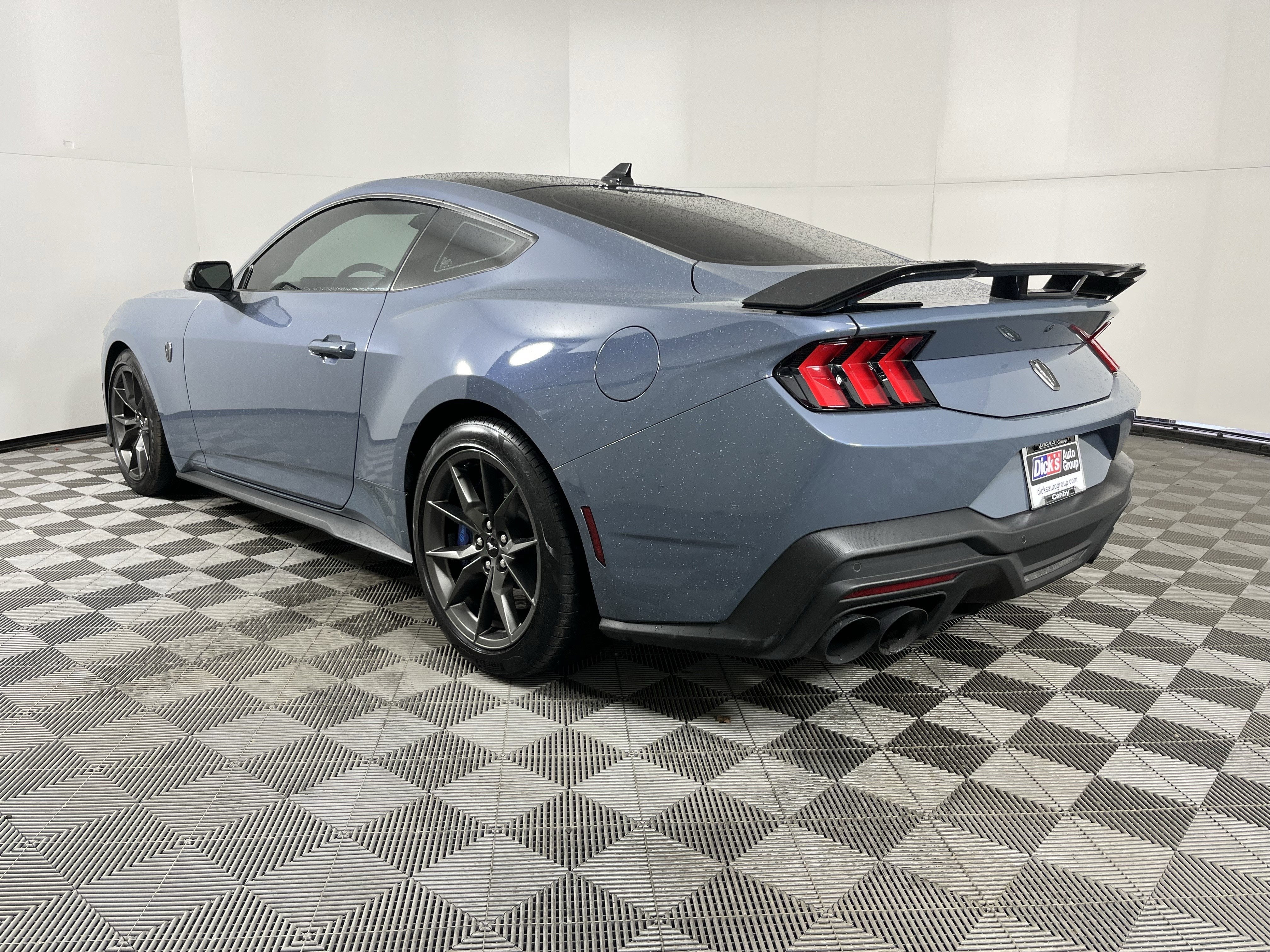 2024 Ford Mustang Dark Horse