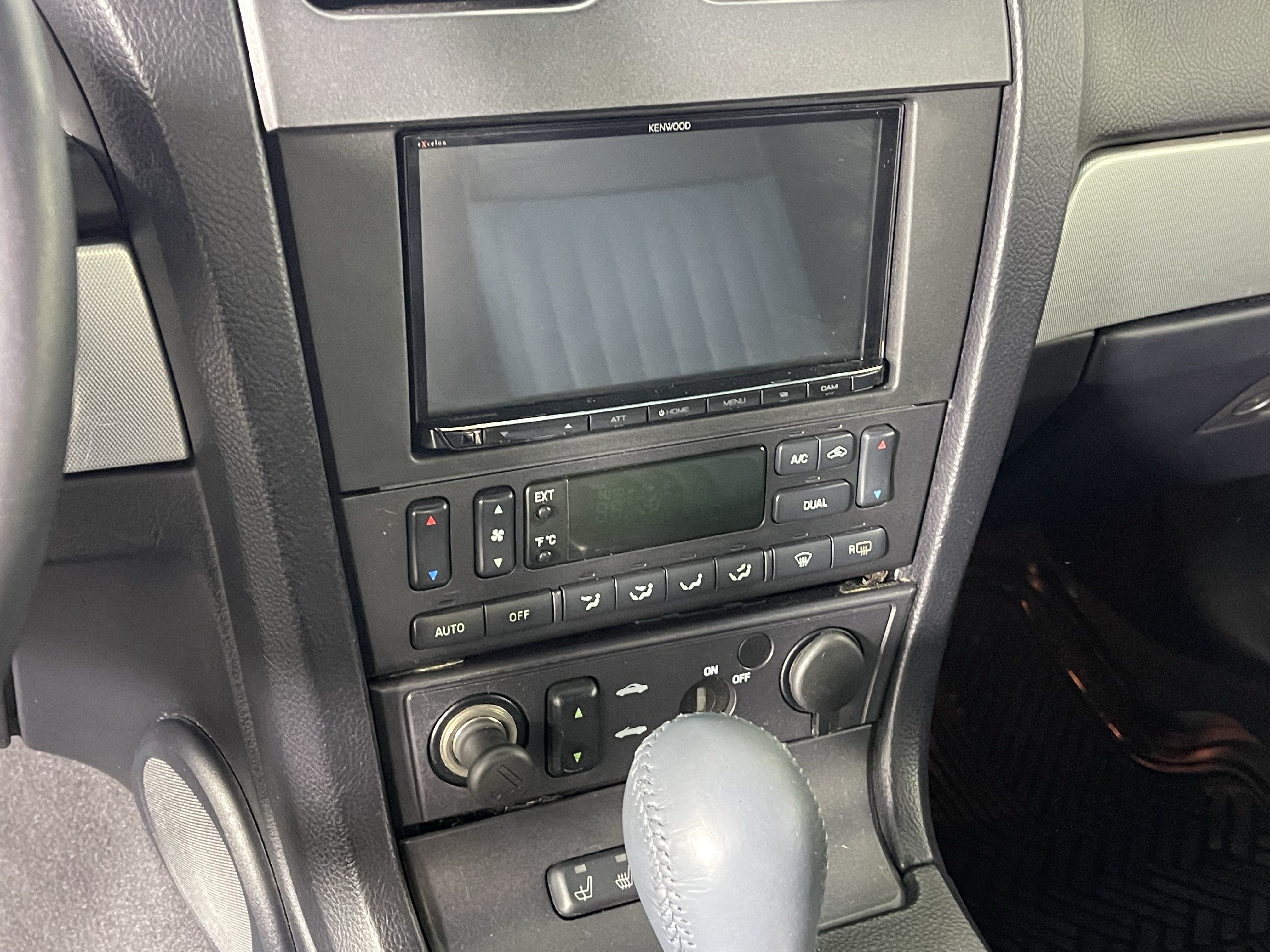 2005 Ford Thunderbird Base