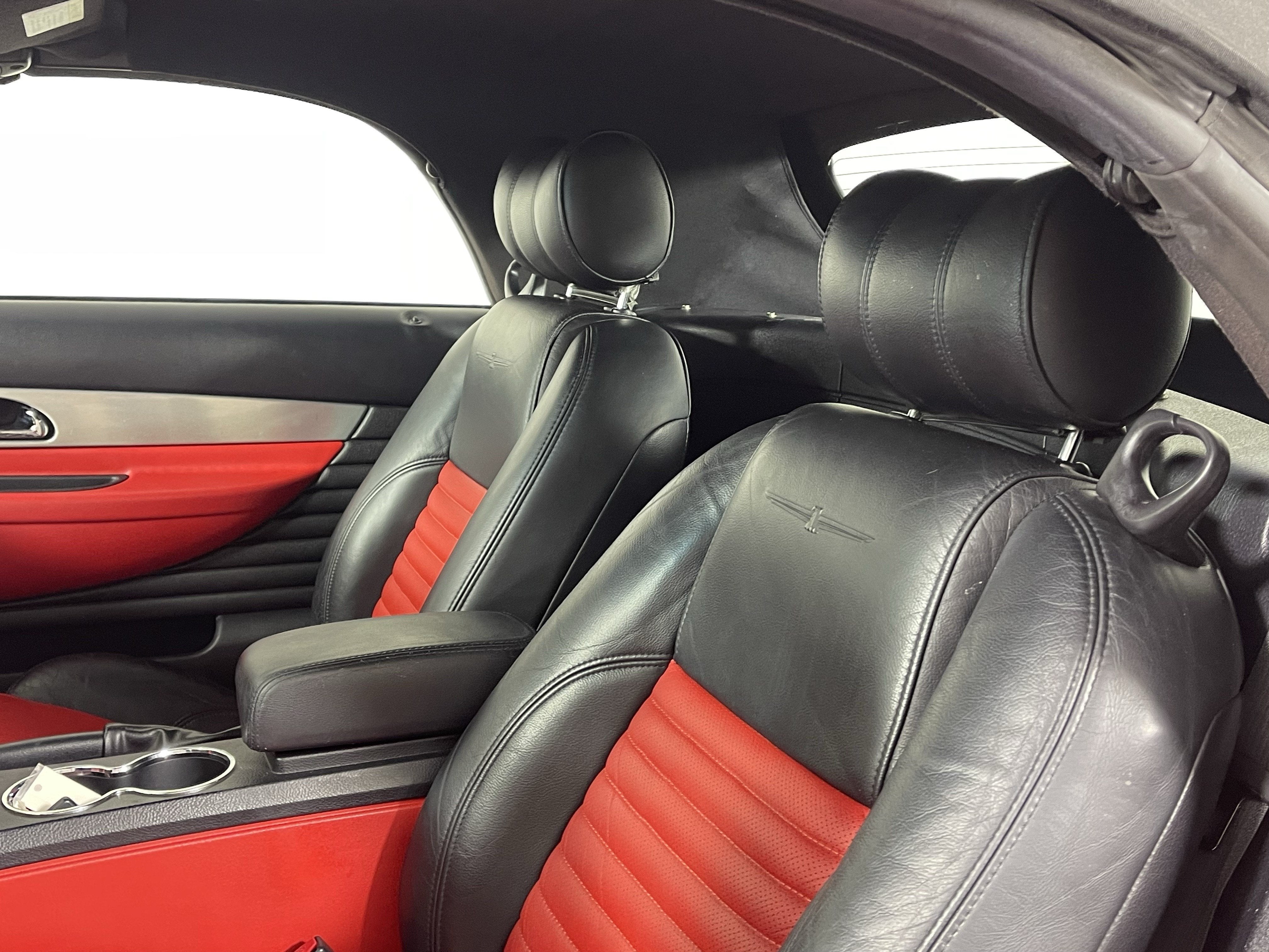 2003 Ford Thunderbird Base