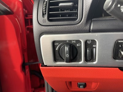 2003 Ford Thunderbird Base