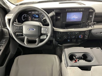 2023 Ford Super Duty F-350 DRW Base