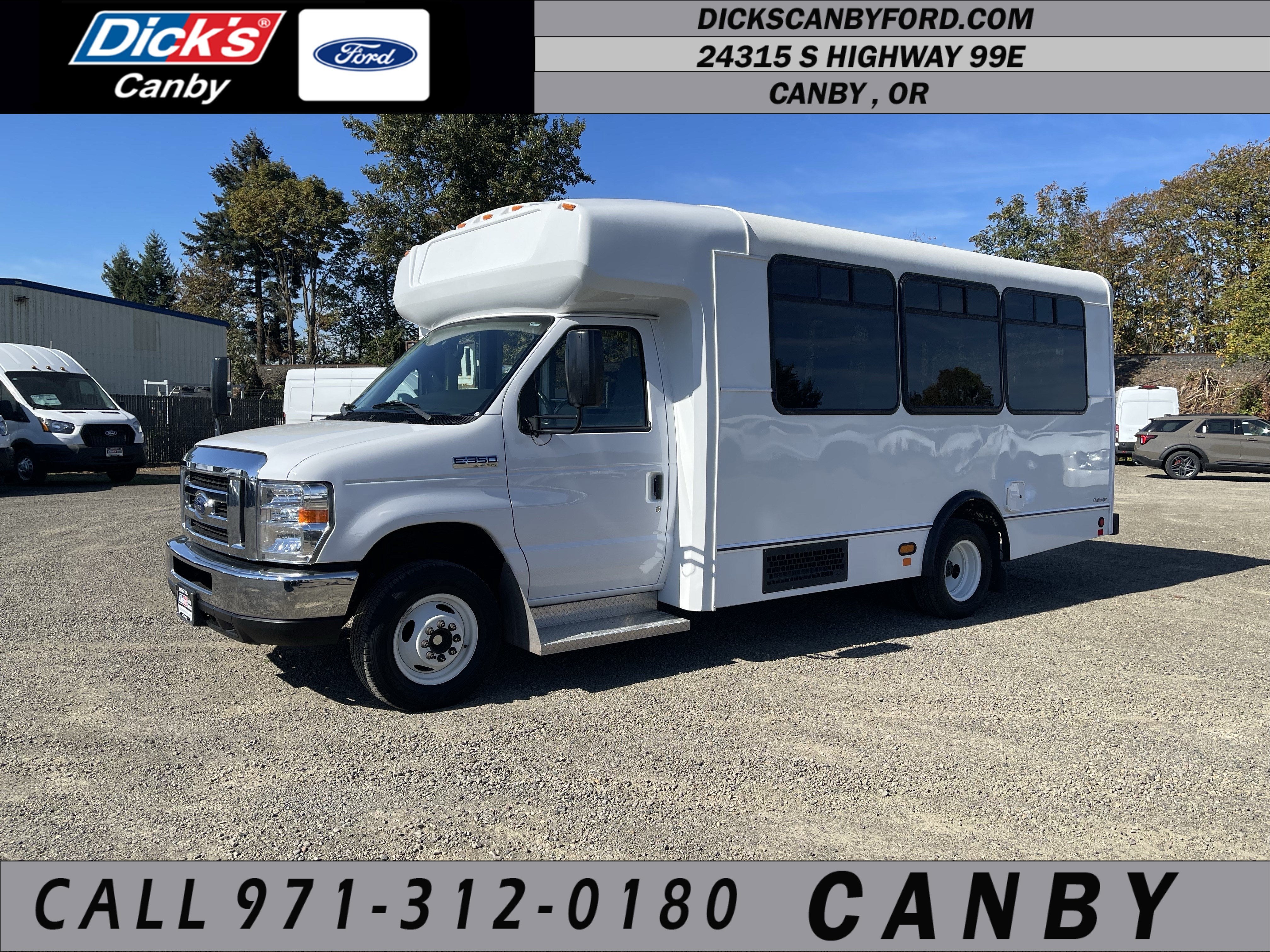 2017 Ford E-Series Cutaway Base