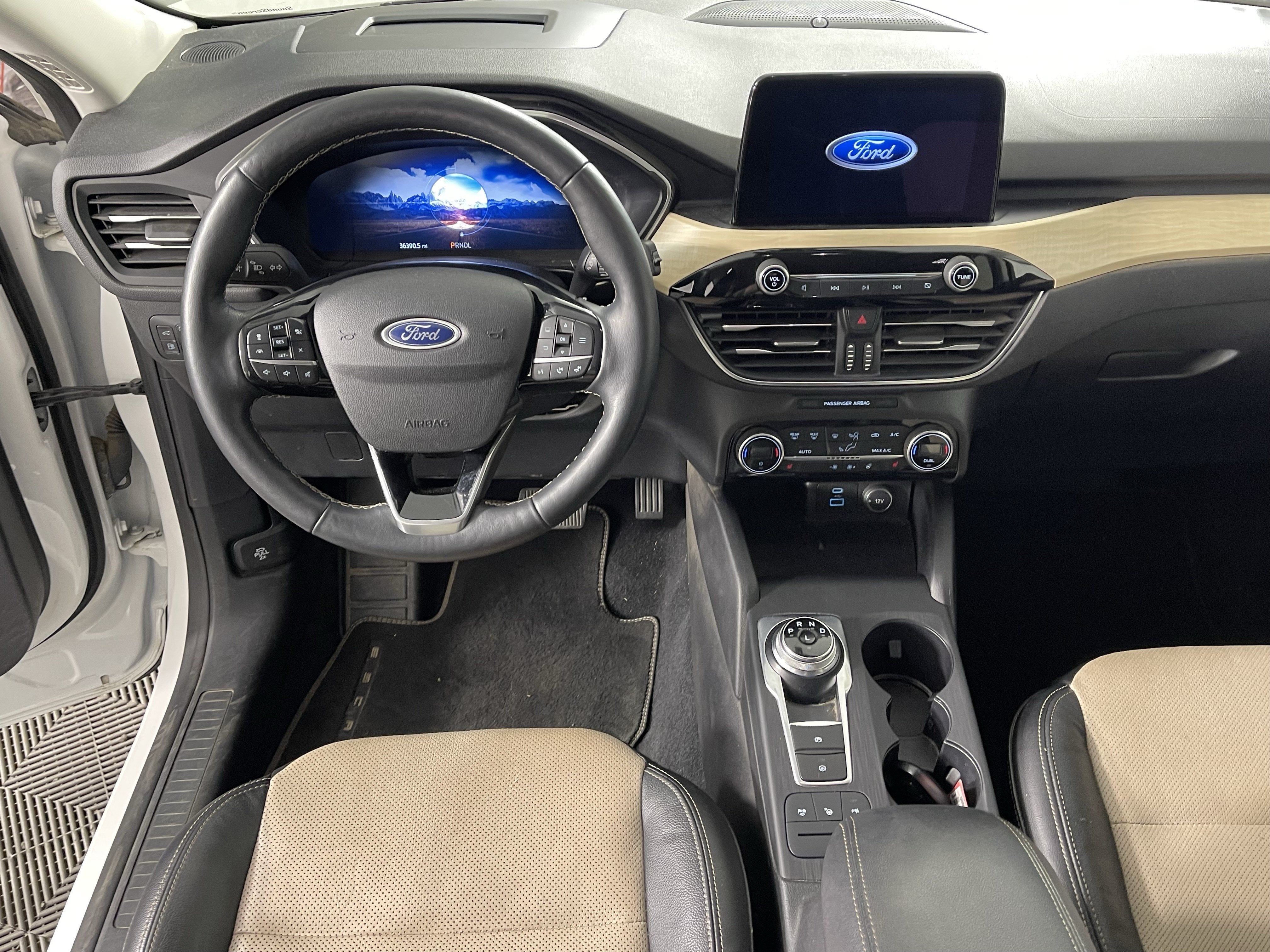 2021 Ford Escape Titanium Hybrid