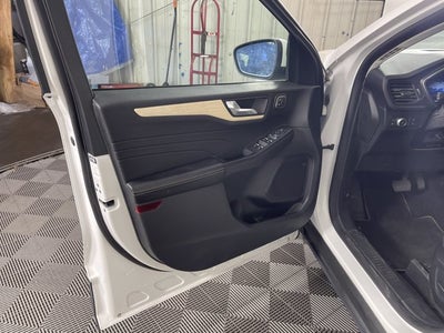 2021 Ford Escape Titanium Hybrid