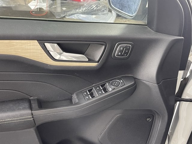 2021 Ford Escape Titanium Hybrid