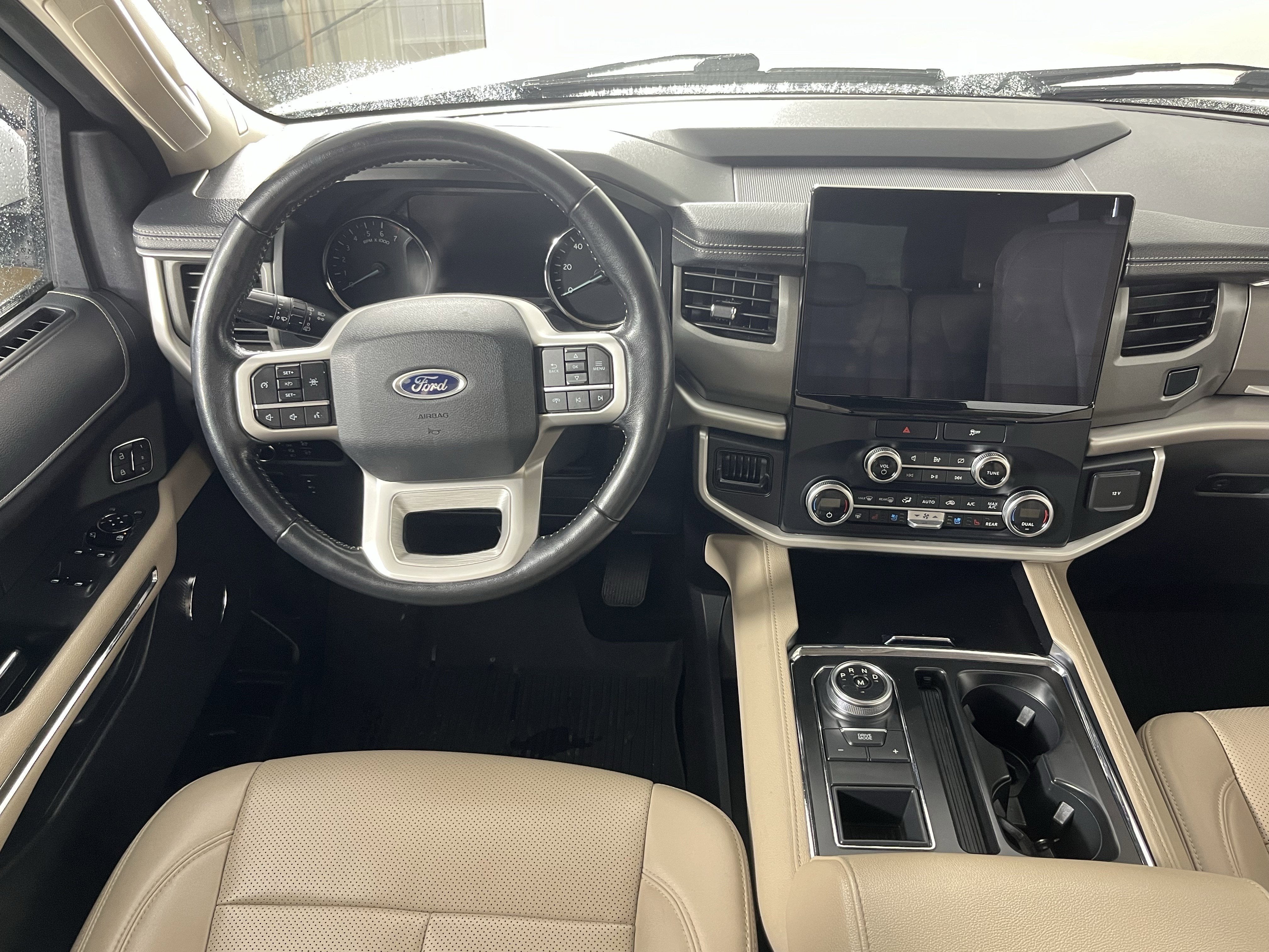 2023 Ford Expedition Max XLT