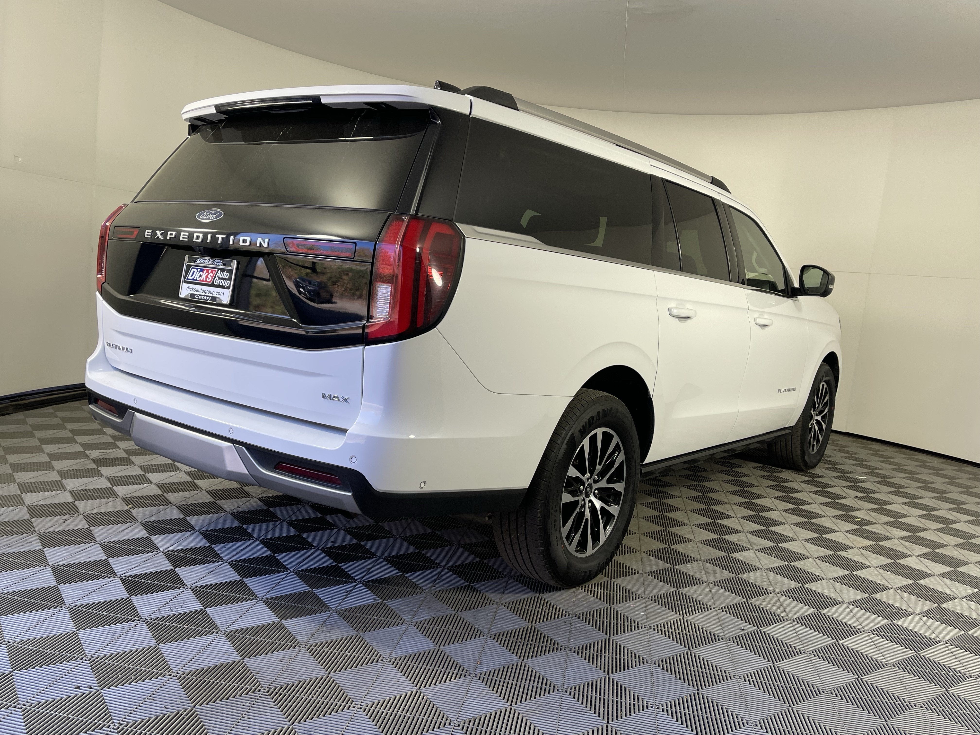 2025 Ford Expedition Max Platinum