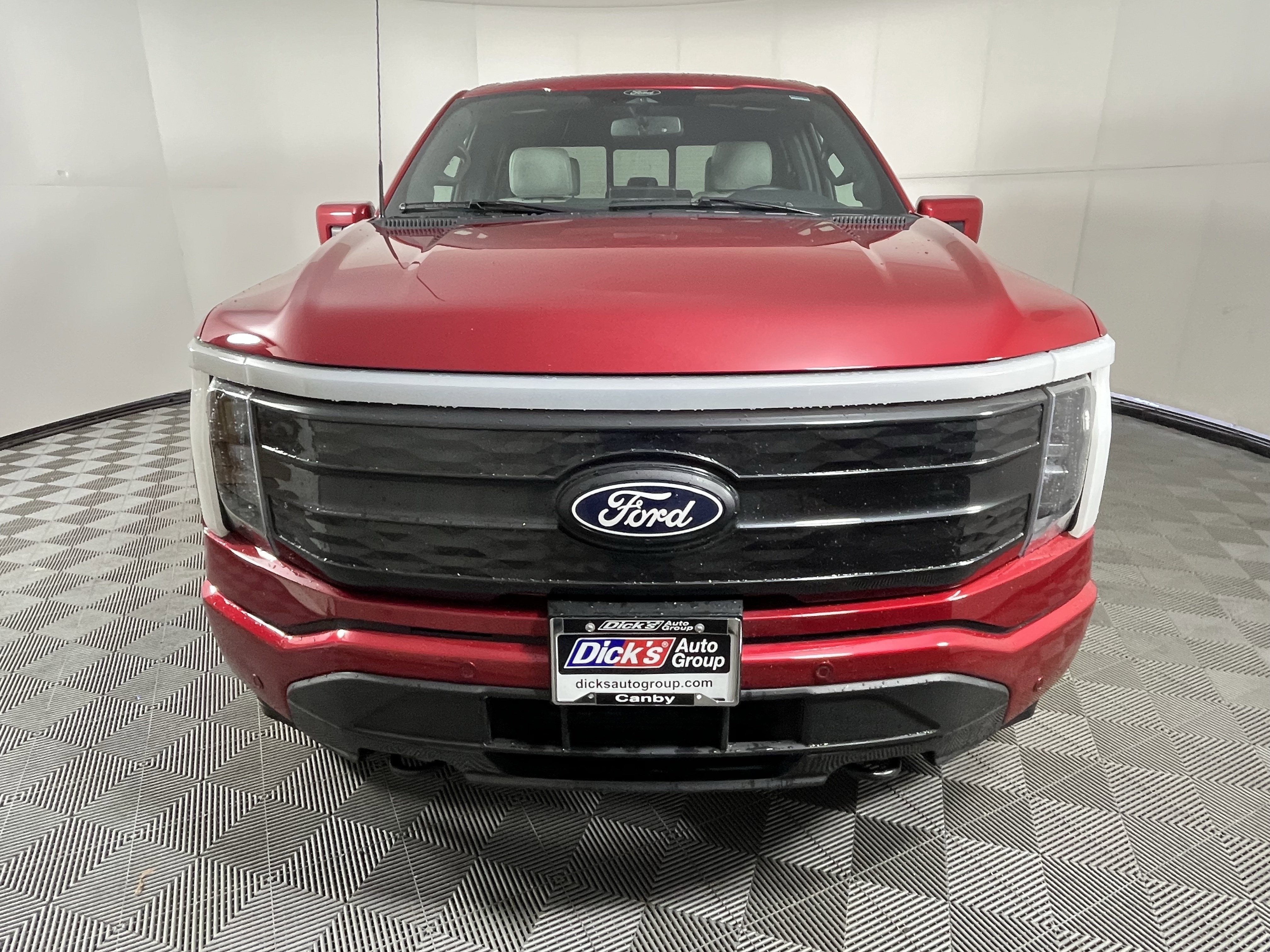 2025 Ford F-150 Lightning Platinum