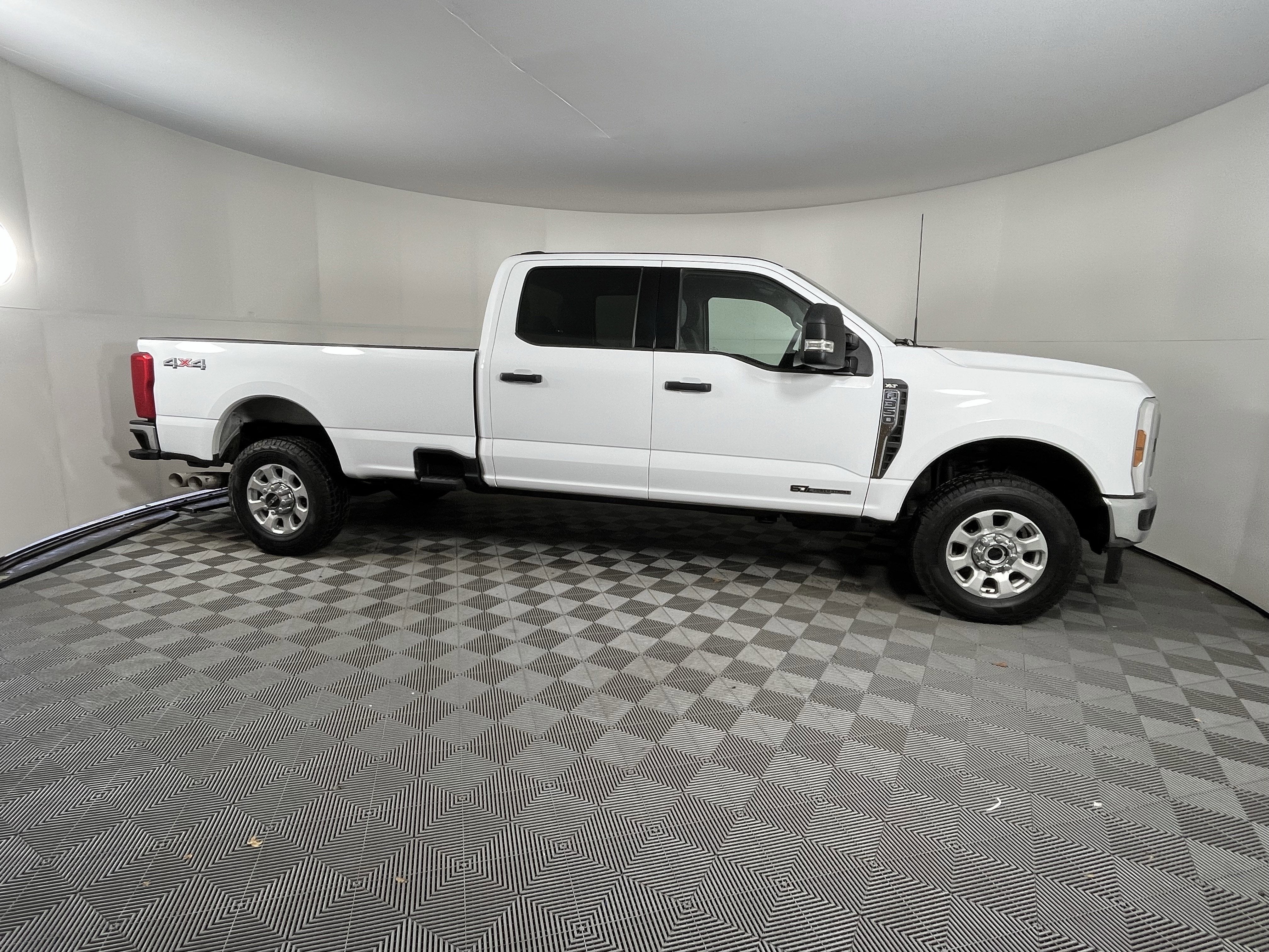 2024 Ford Super Duty F-350 SRW Super Duty