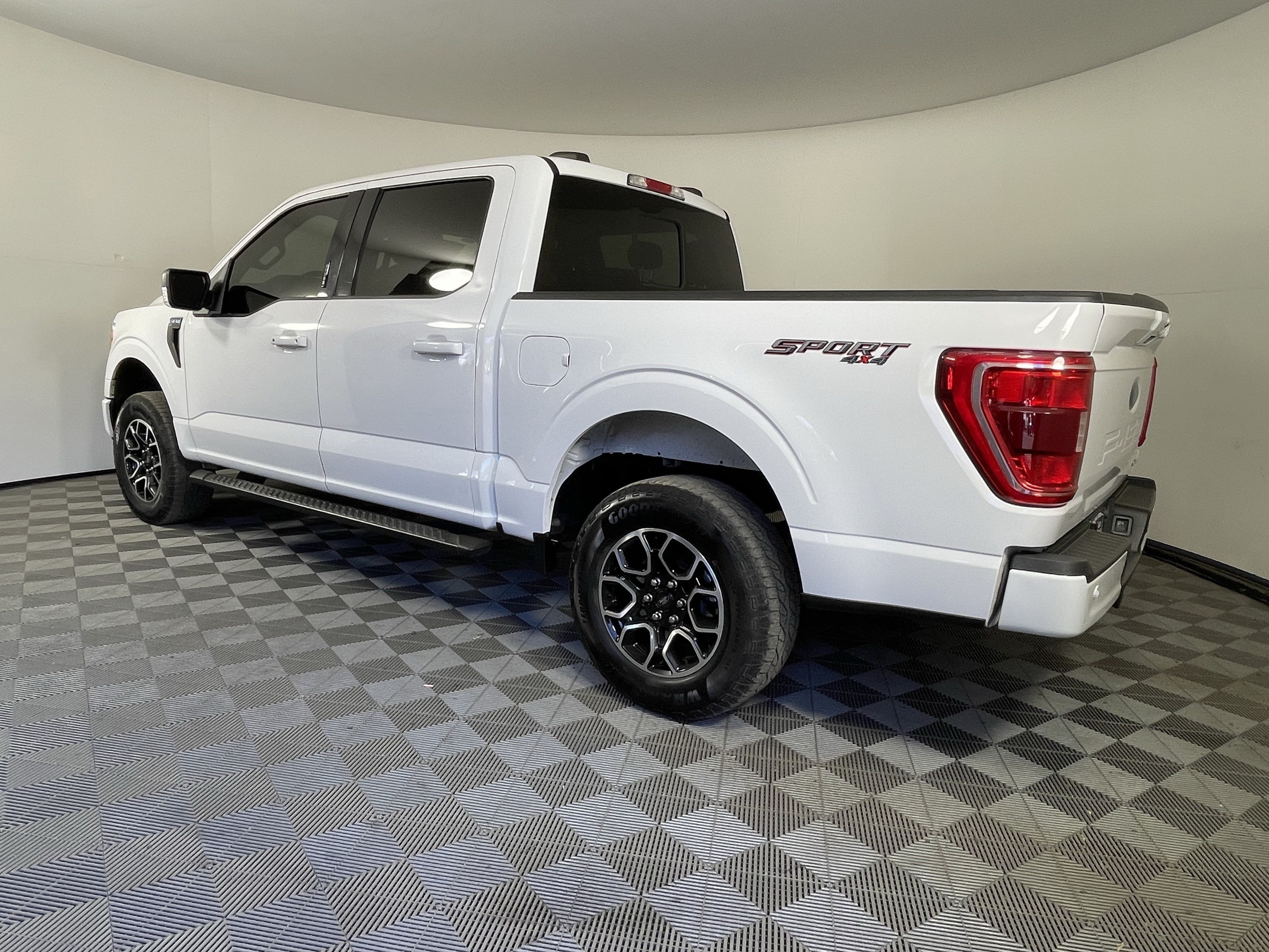 2023 Ford F-150 Base