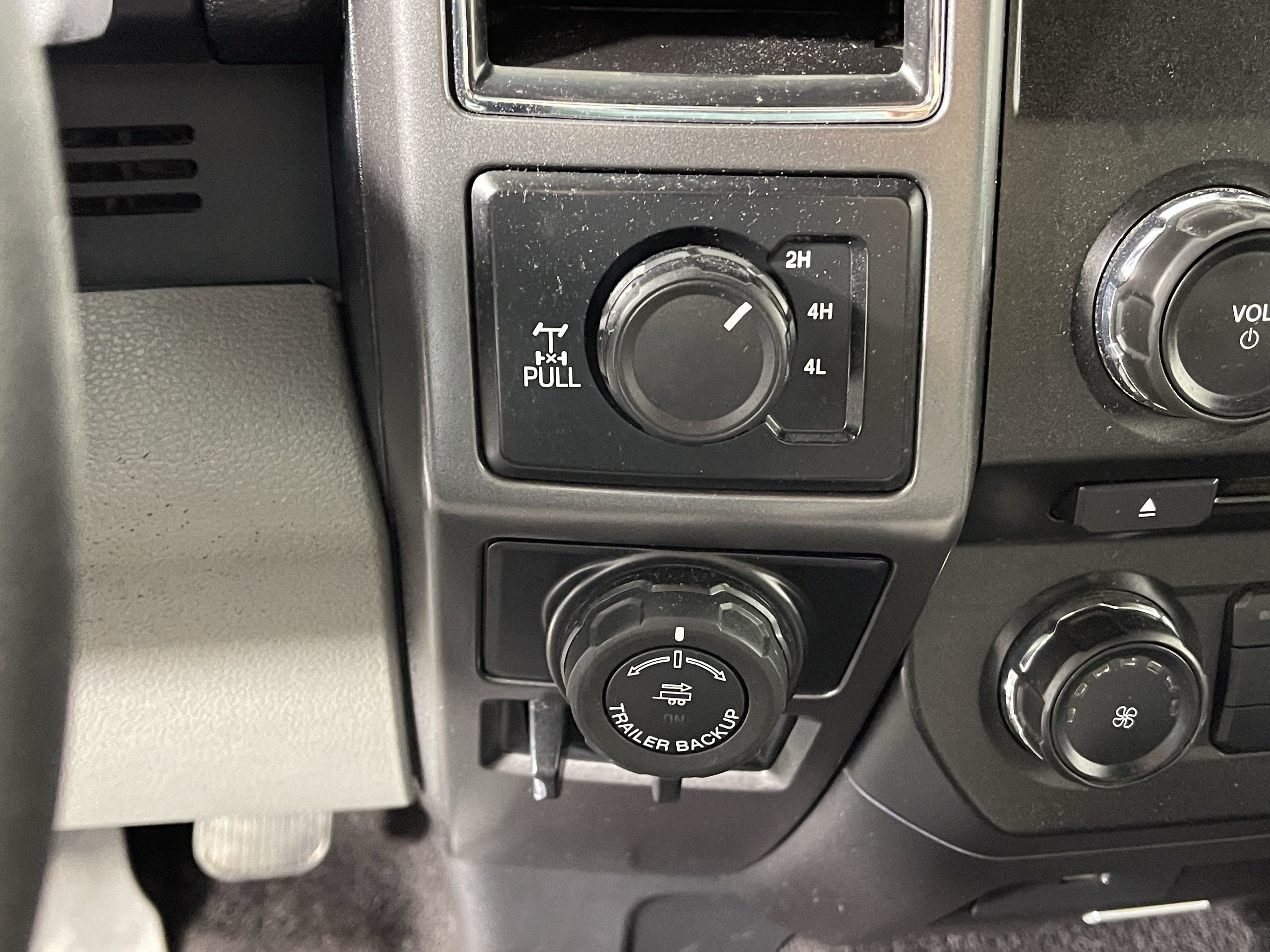 2017 Ford F-150 Base
