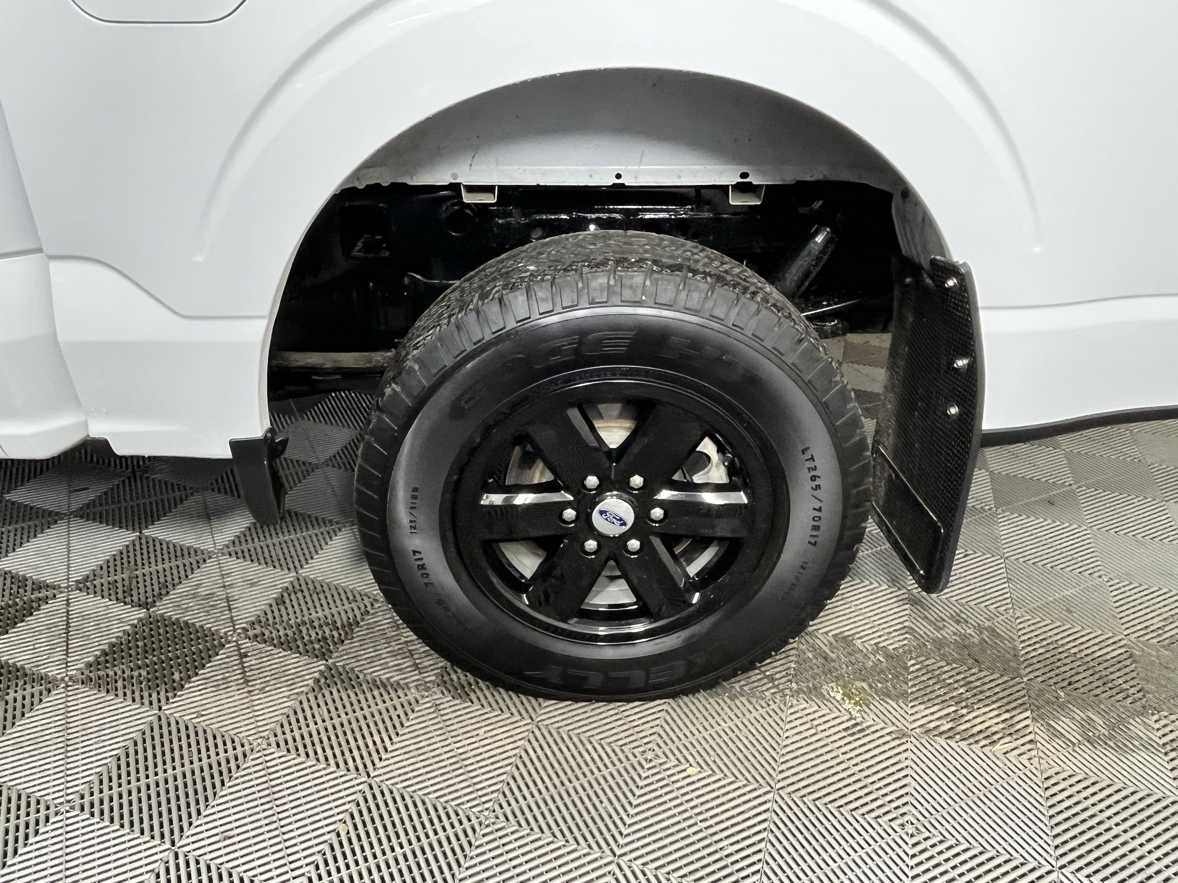 2023 Ford F-150 Base