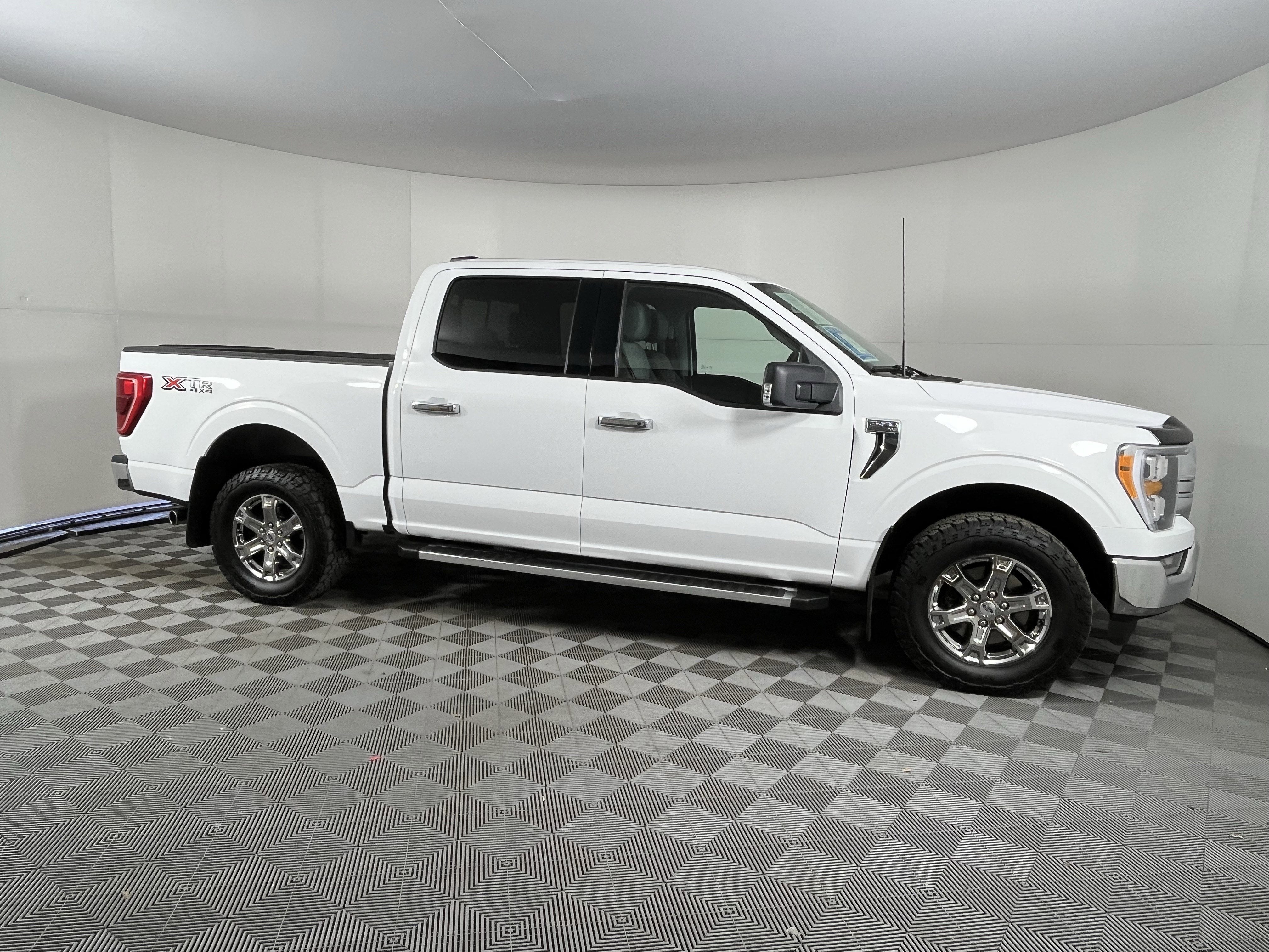 2023 Ford F-150 Base