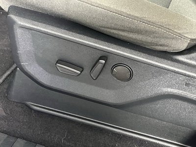 2023 Ford F-150 Base