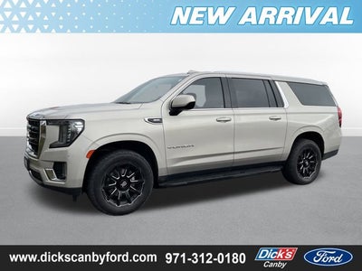 2022 GMC Yukon XL SLE