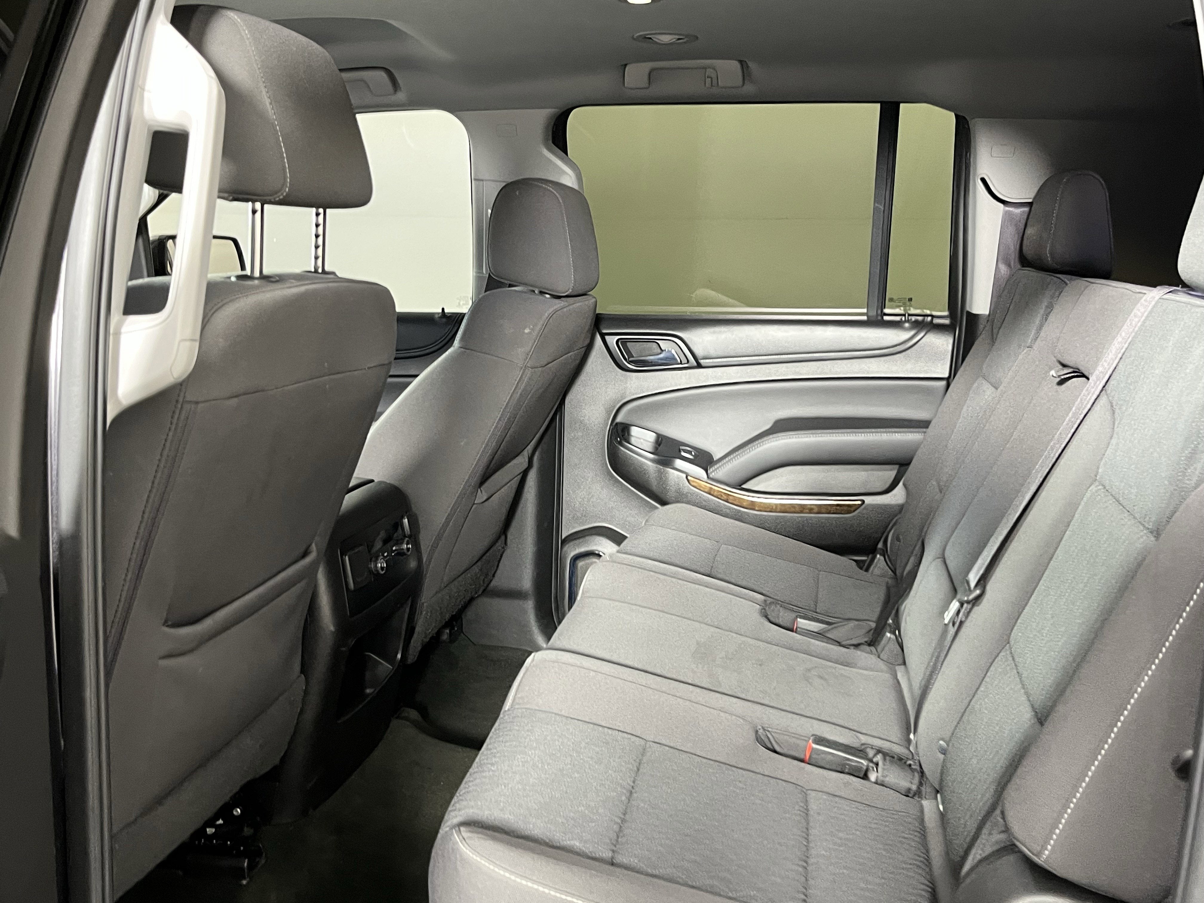 2016 Chevrolet Suburban LS