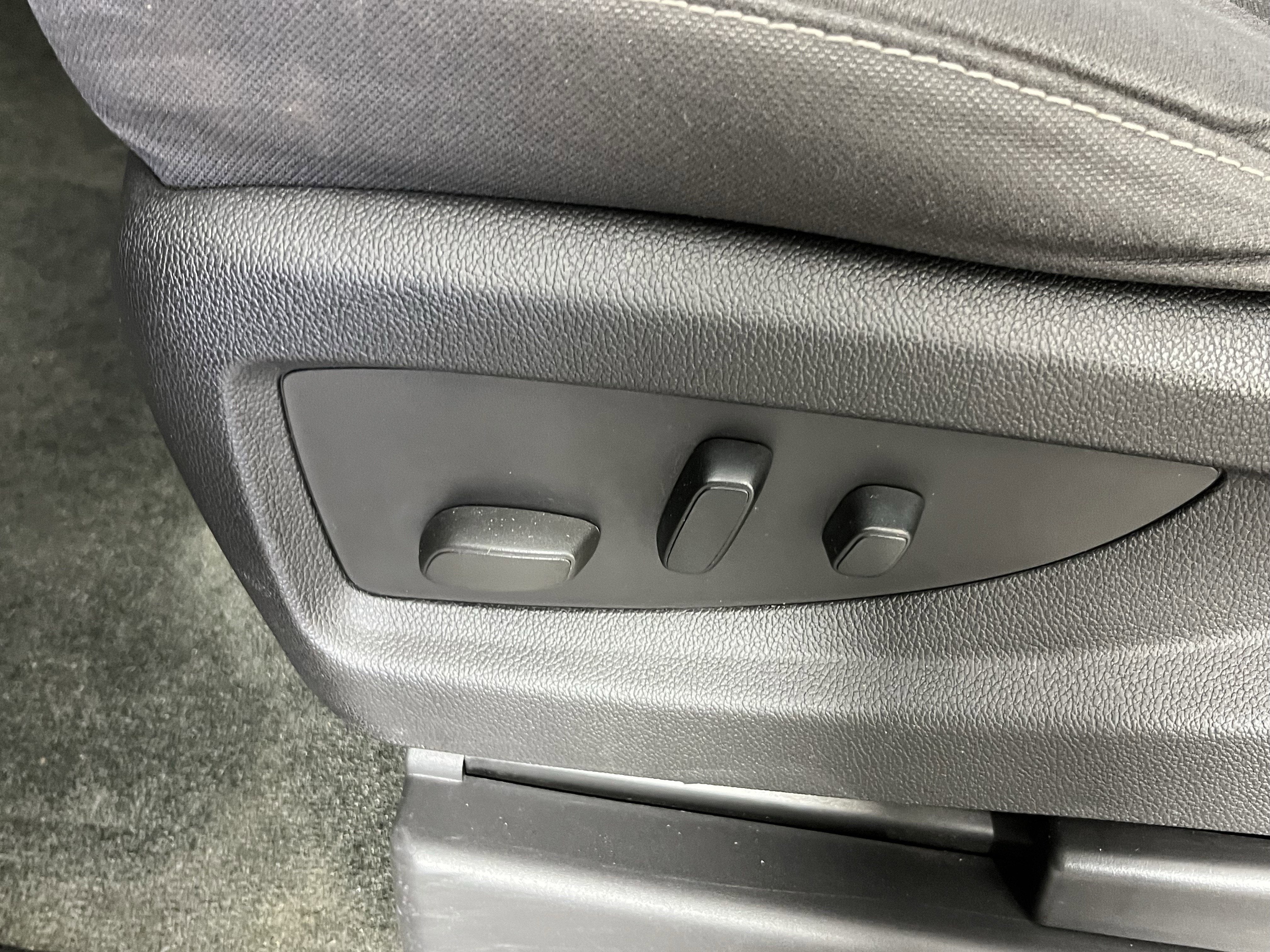 2016 Chevrolet Suburban LS