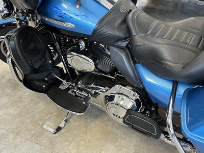 2011 harley-davidson ultra classic limited Base