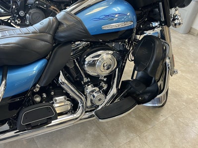 2011 harley-davidson ultra classic limited Base