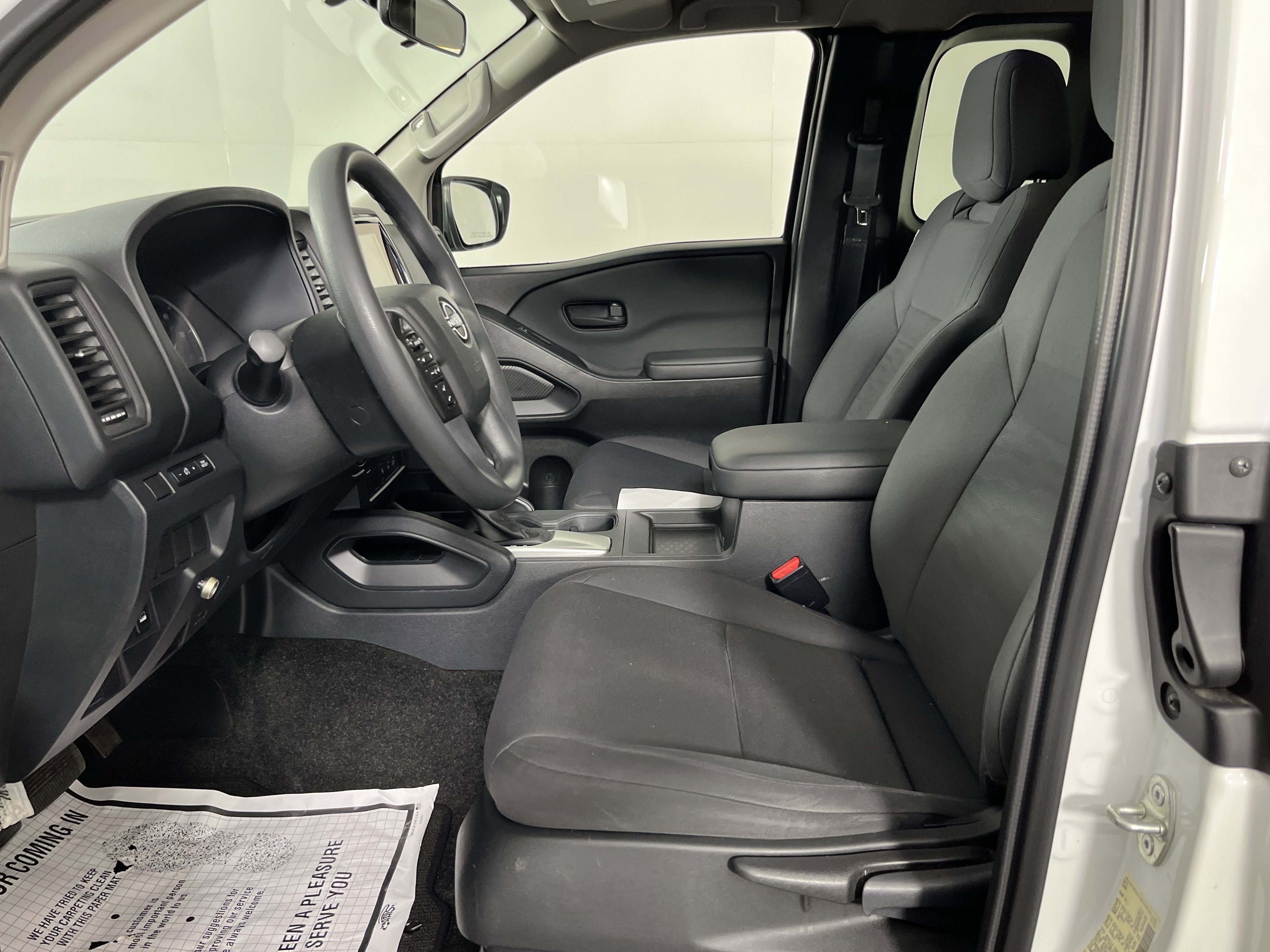 2022 Nissan Frontier S