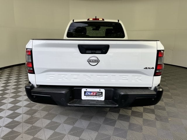 2022 Nissan Frontier S