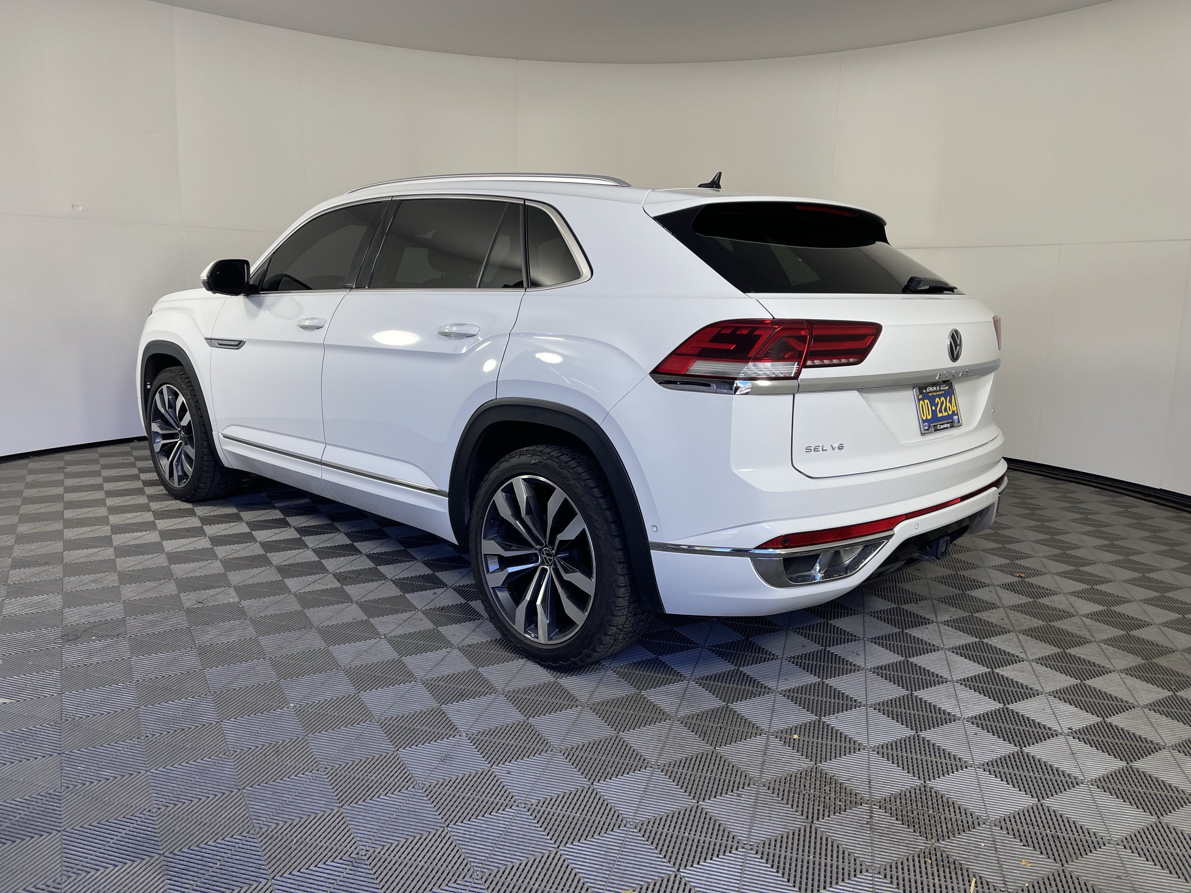 2021 Volkswagen Atlas Cross Sport 3.6L V6 SEL Premium R-Line