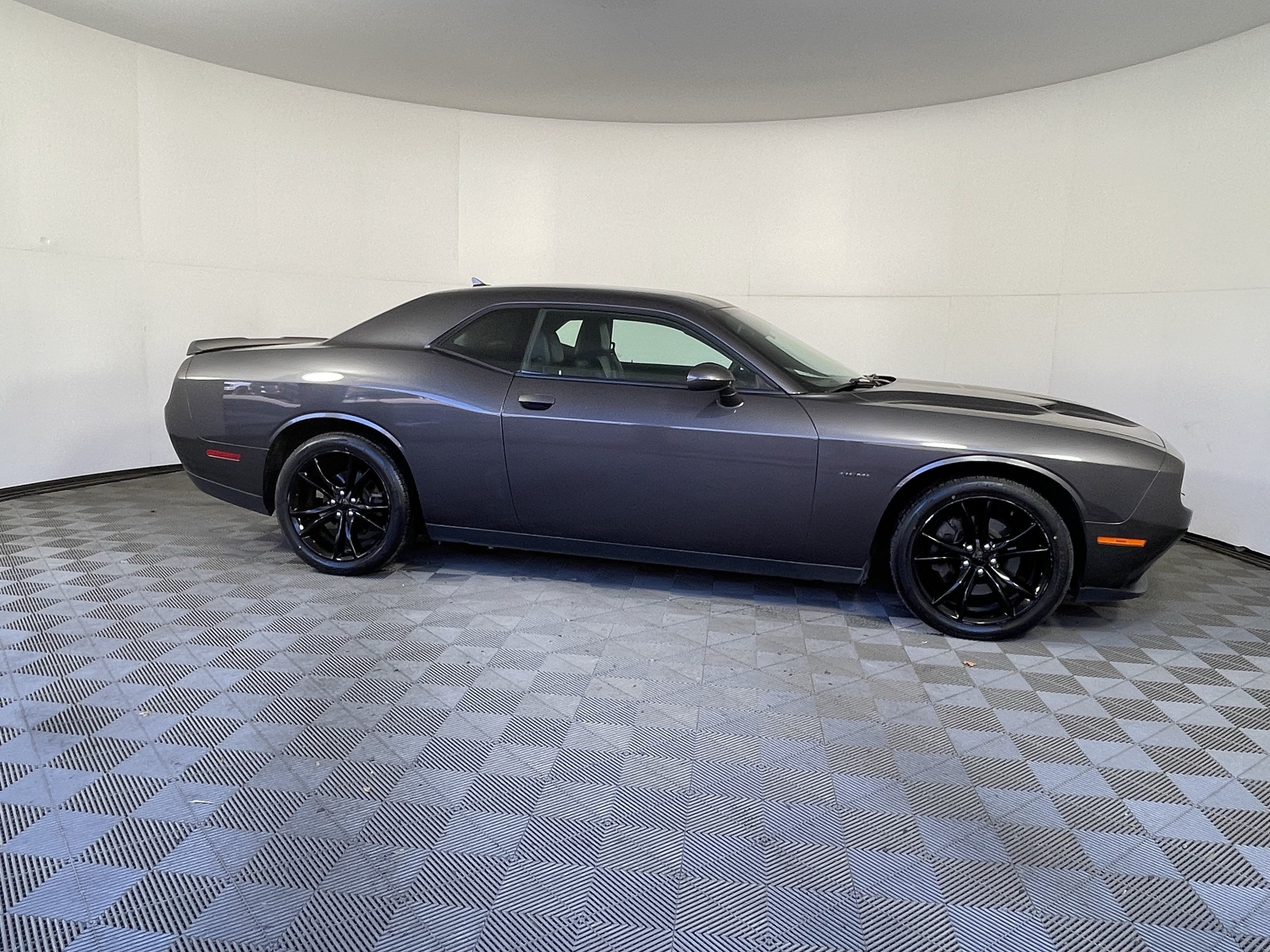2016 Dodge Challenger R/T Plus