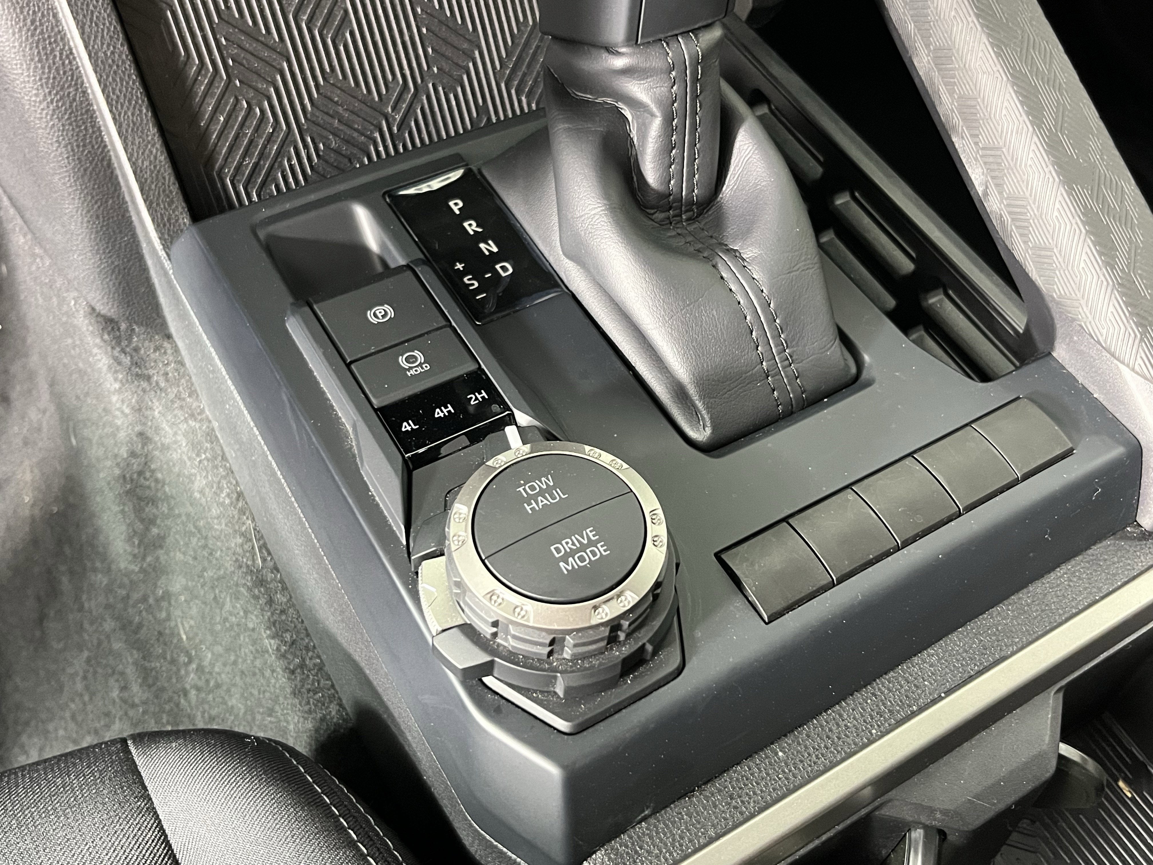 2025 Toyota Tacoma 4WD SR