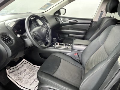 2019 Nissan Pathfinder S