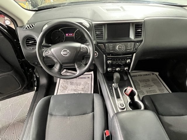 2019 Nissan Pathfinder S