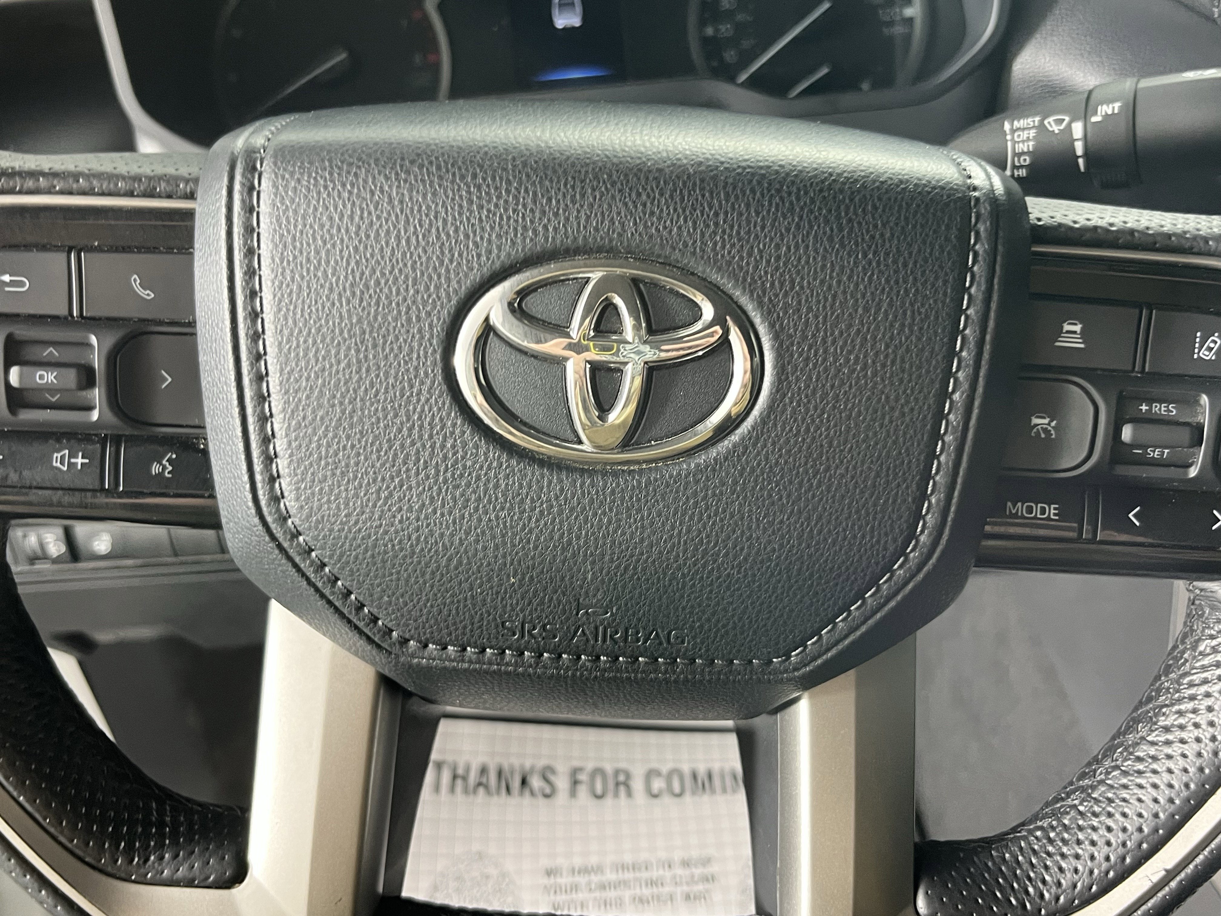 2022 Toyota Tundra 4WD SR5