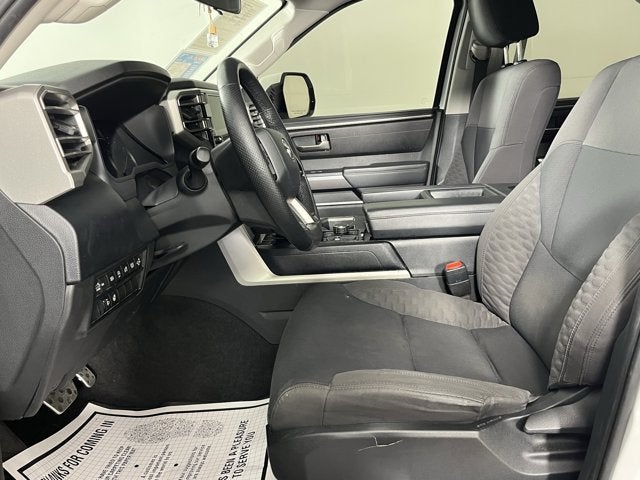 2022 Toyota Tundra 4WD SR5