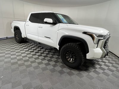 2022 Toyota Tundra 4WD SR5