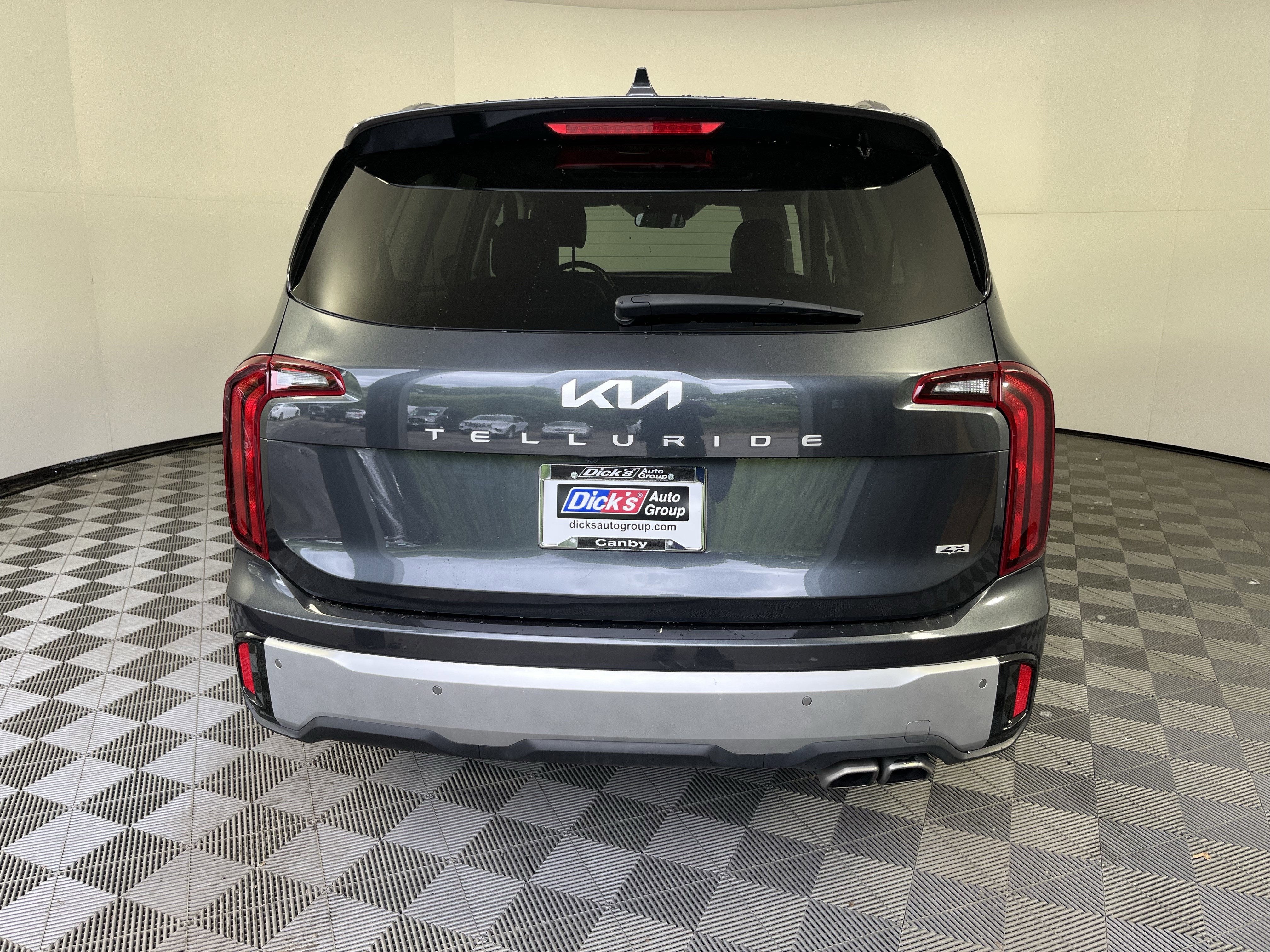 2024 Kia Telluride S