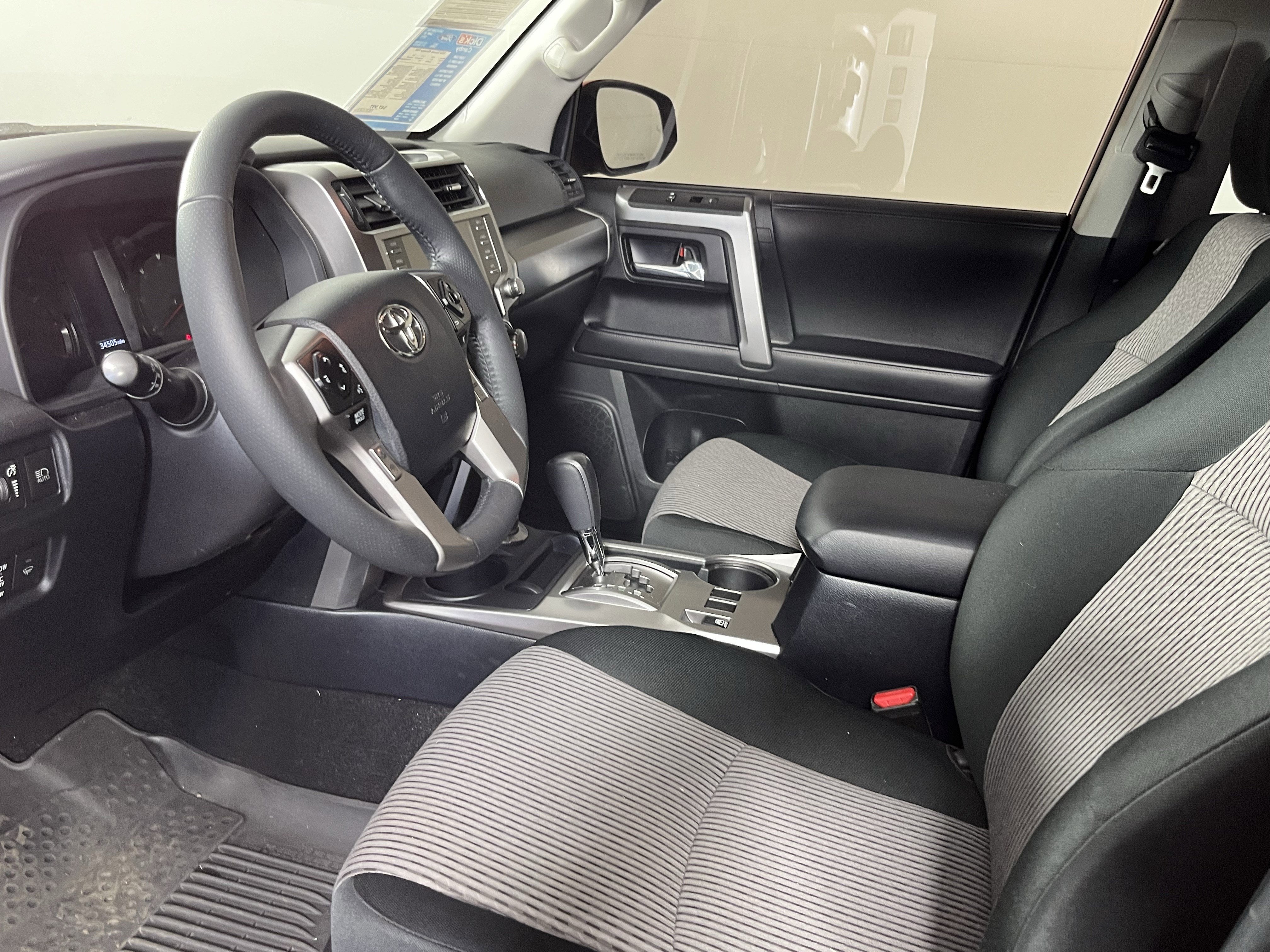 2024 Toyota 4Runner SR5