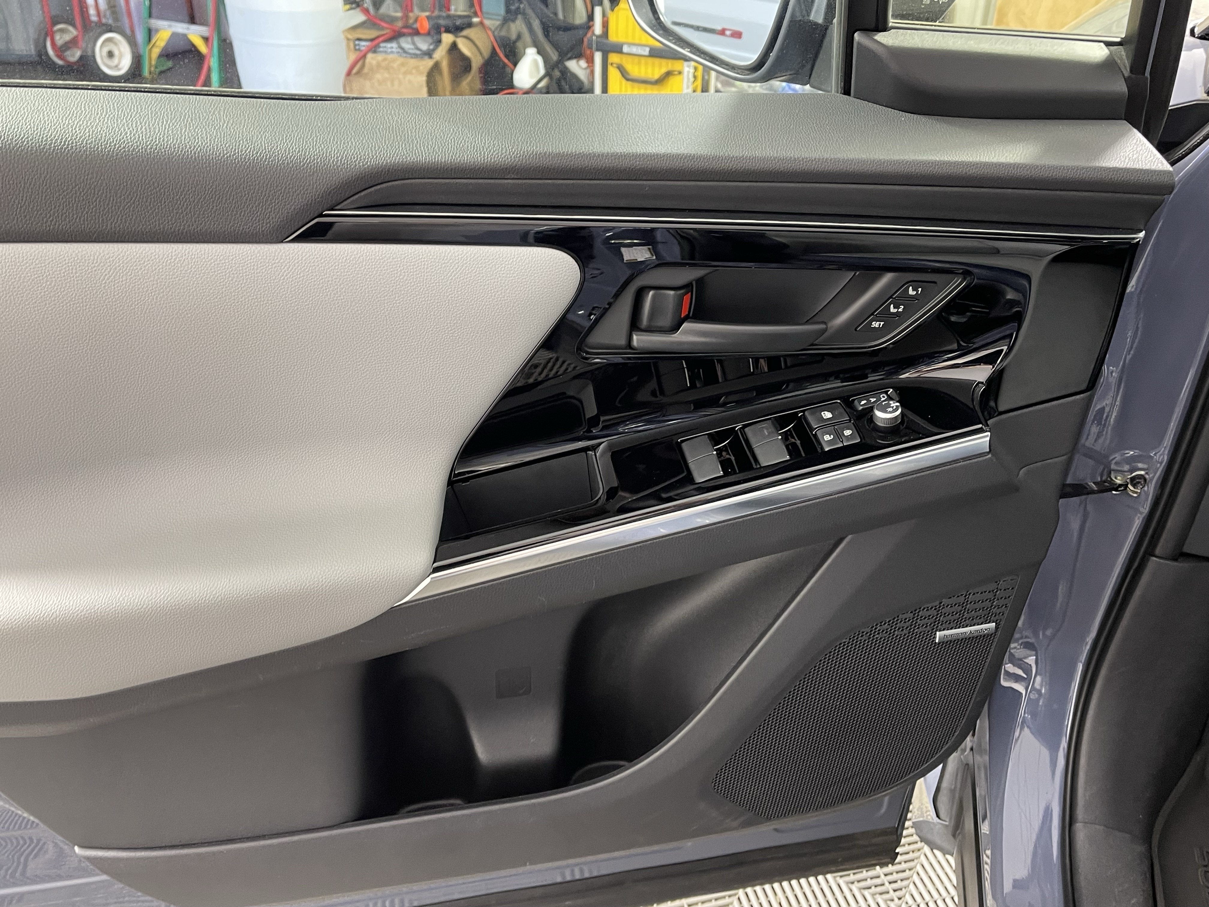 2023 Subaru Solterra Touring