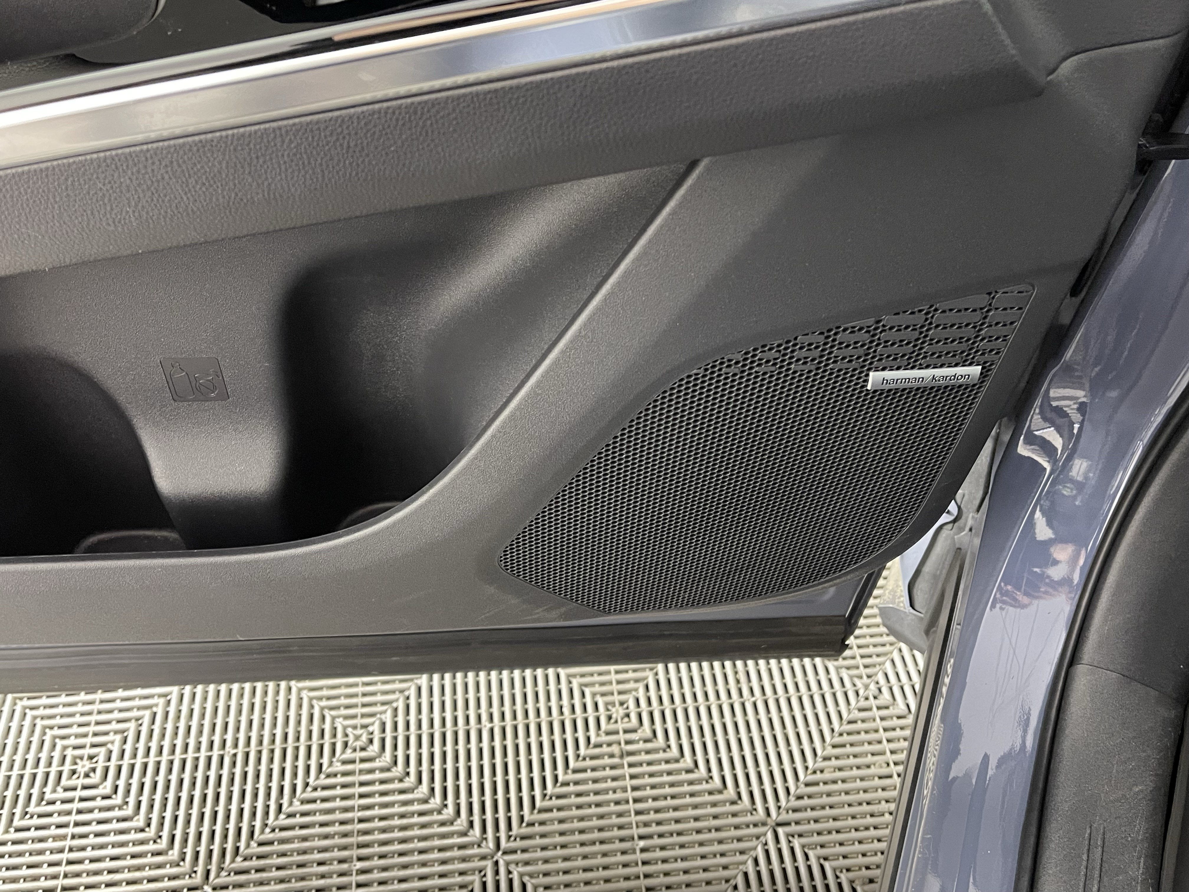 2023 Subaru Solterra Touring