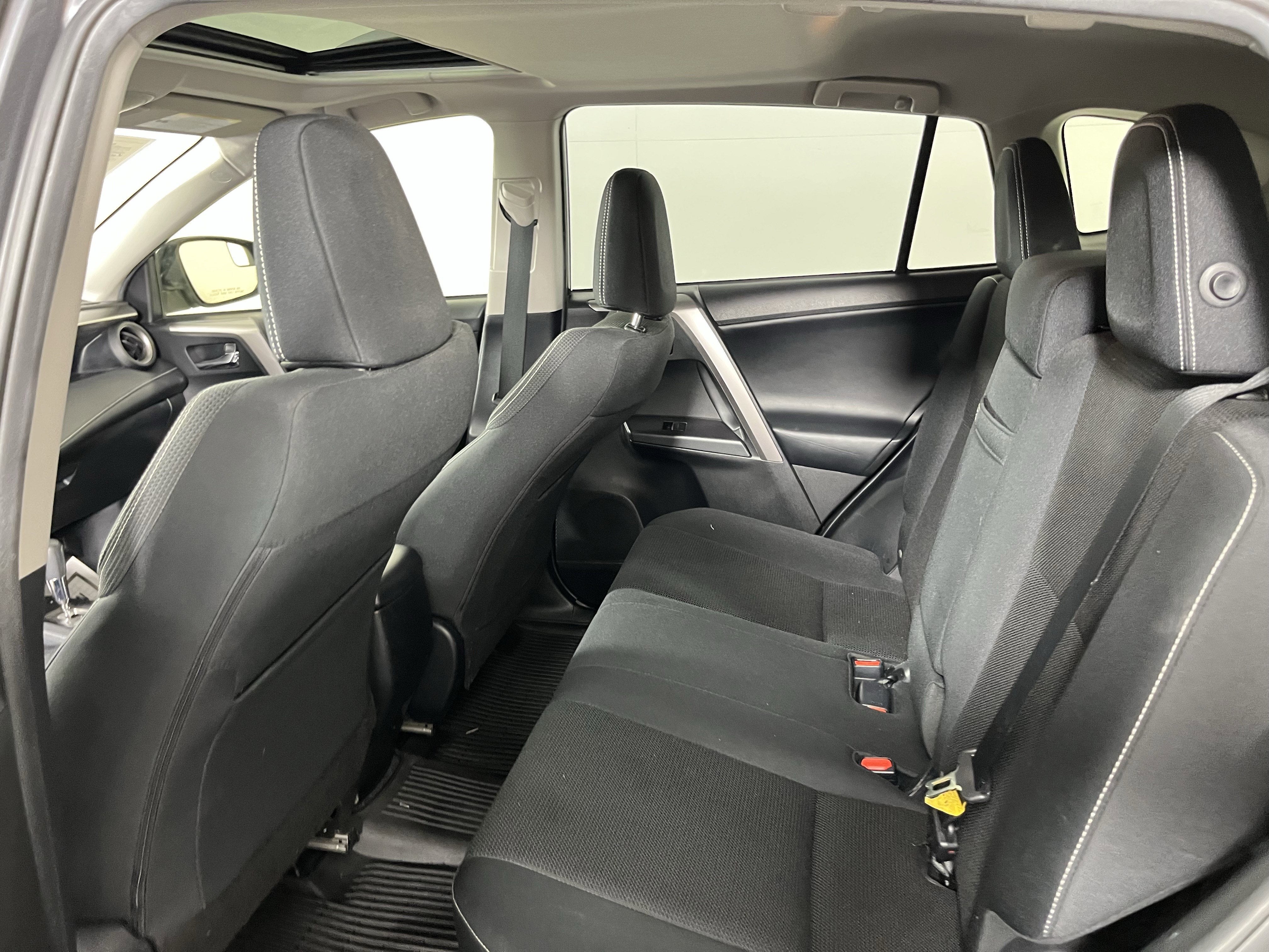 2018 Toyota RAV4 Hybrid LE Plus