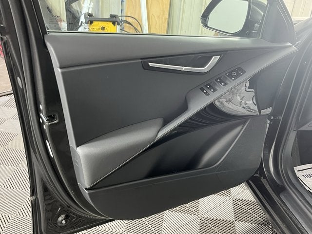 2023 Kia Niro EV Wind