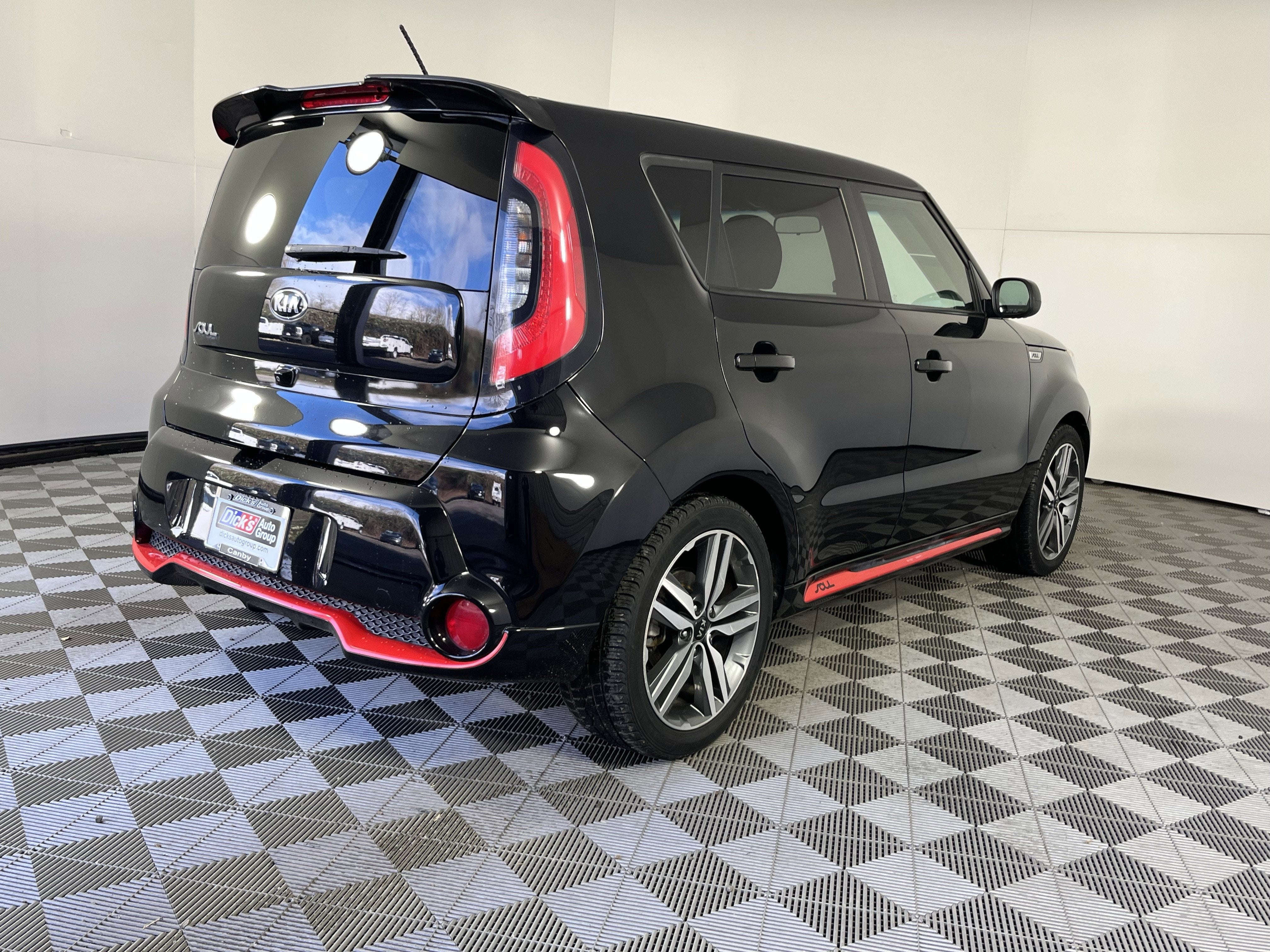 2015 Kia Soul +