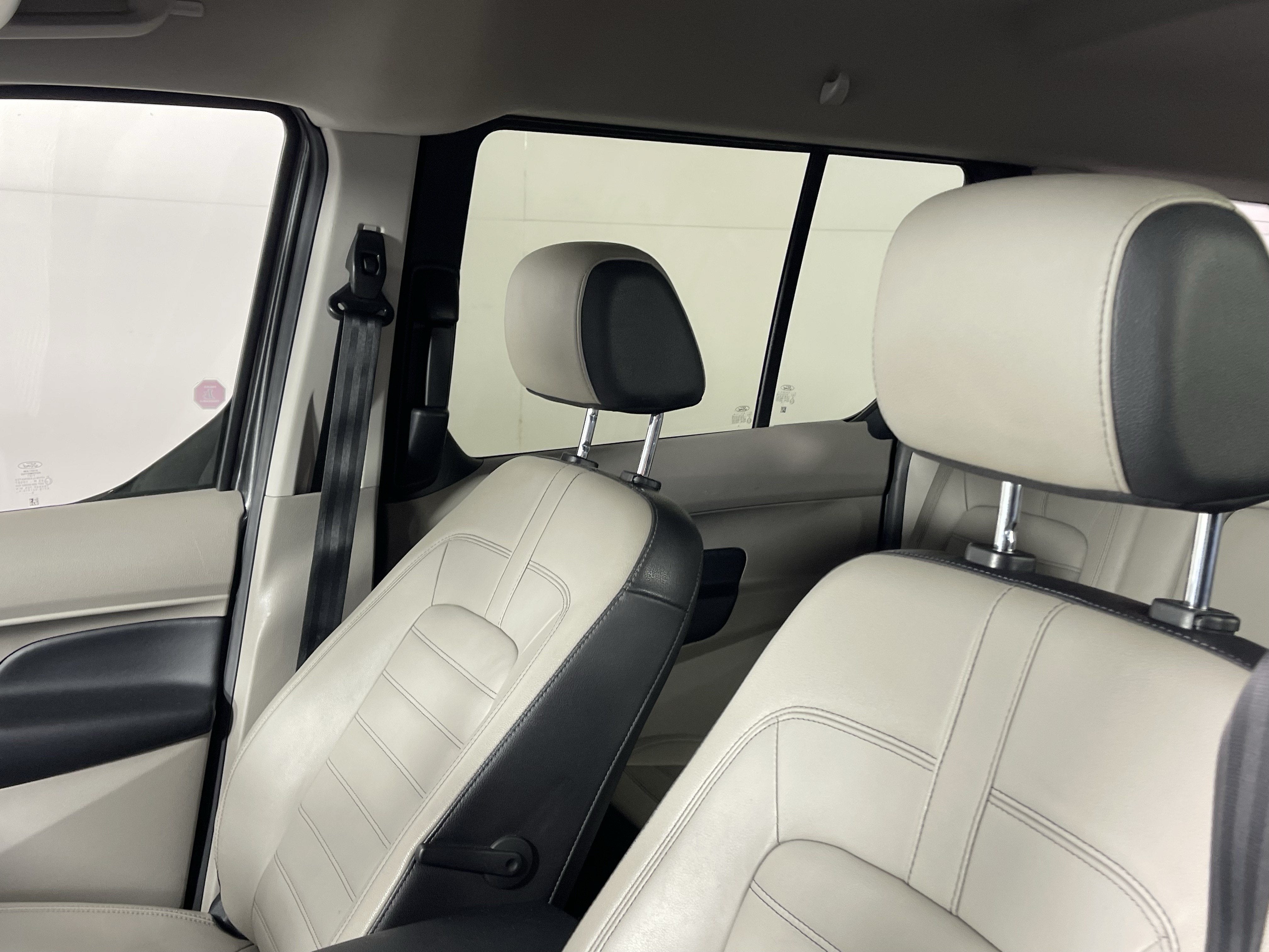 2019 Ford Transit Connect Wagon Titanium