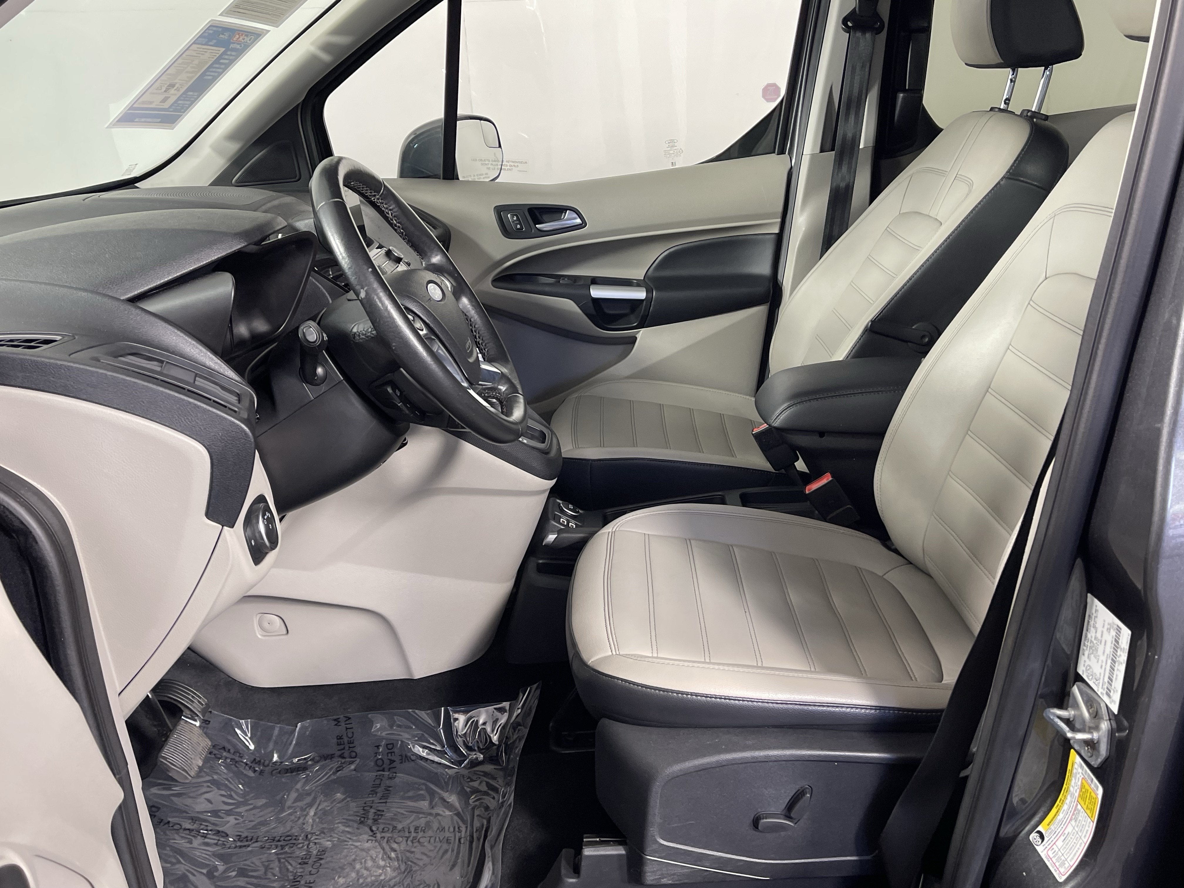 2019 Ford Transit Connect Wagon Titanium
