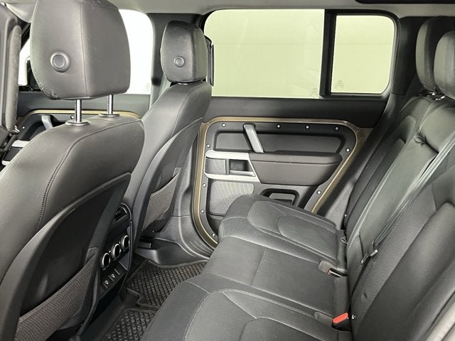 2024 Land Rover Defender X-Dynamic SE