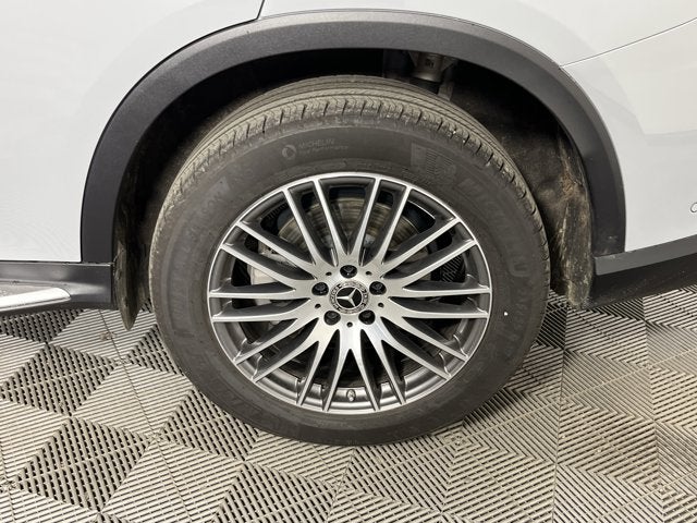 2025 Mercedes-Benz GLC GLC 300