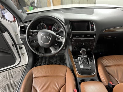 2011 Audi Q5 2.0T Premium Plus
