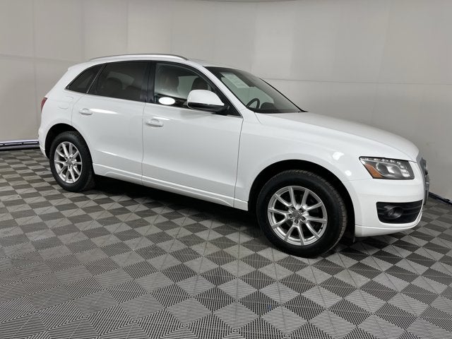 2011 Audi Q5 2.0T Premium Plus