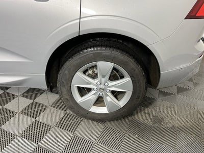 2022 Volvo XC60 Momentum