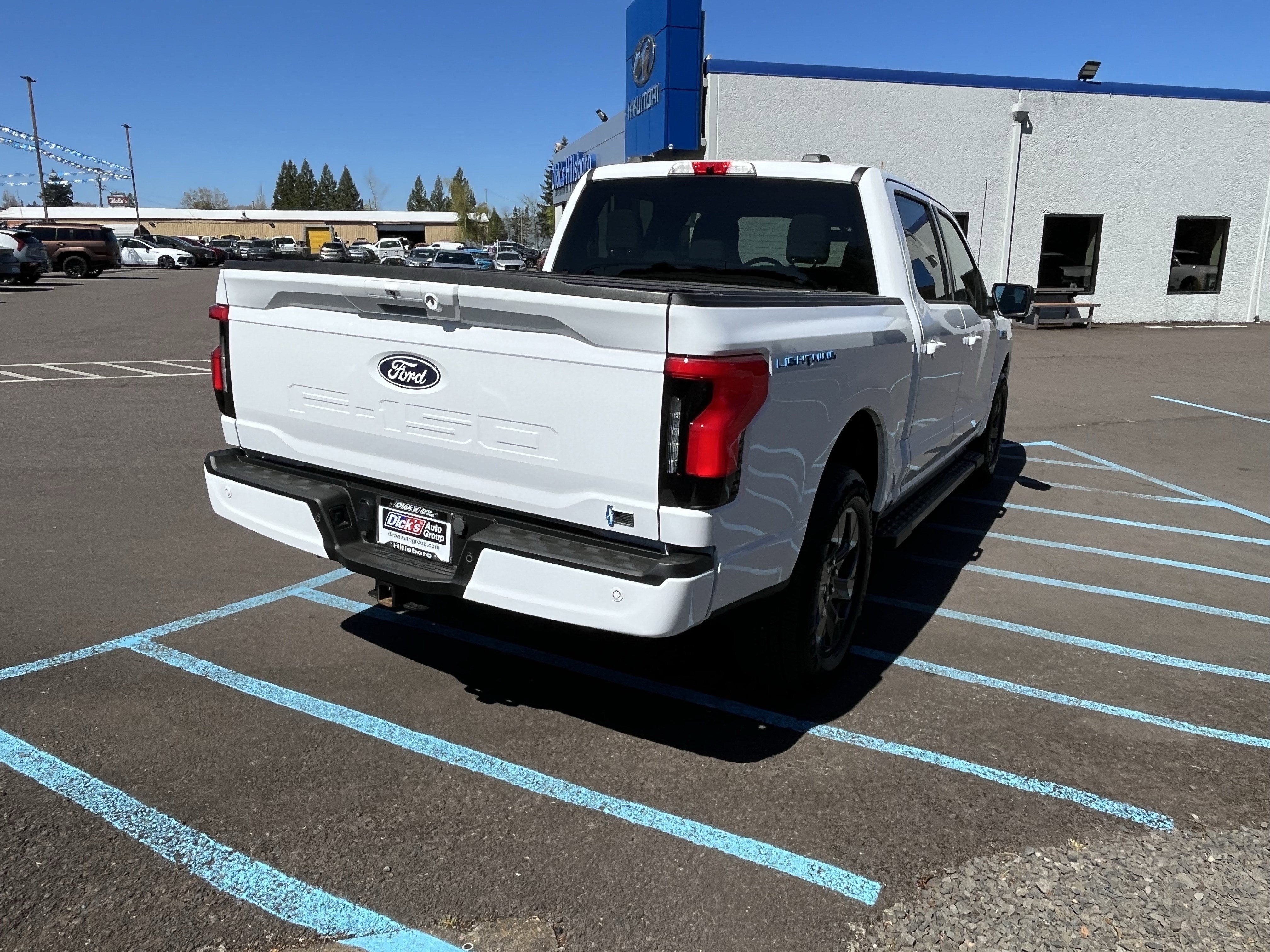 2024 Ford F-150 Lightning Flash